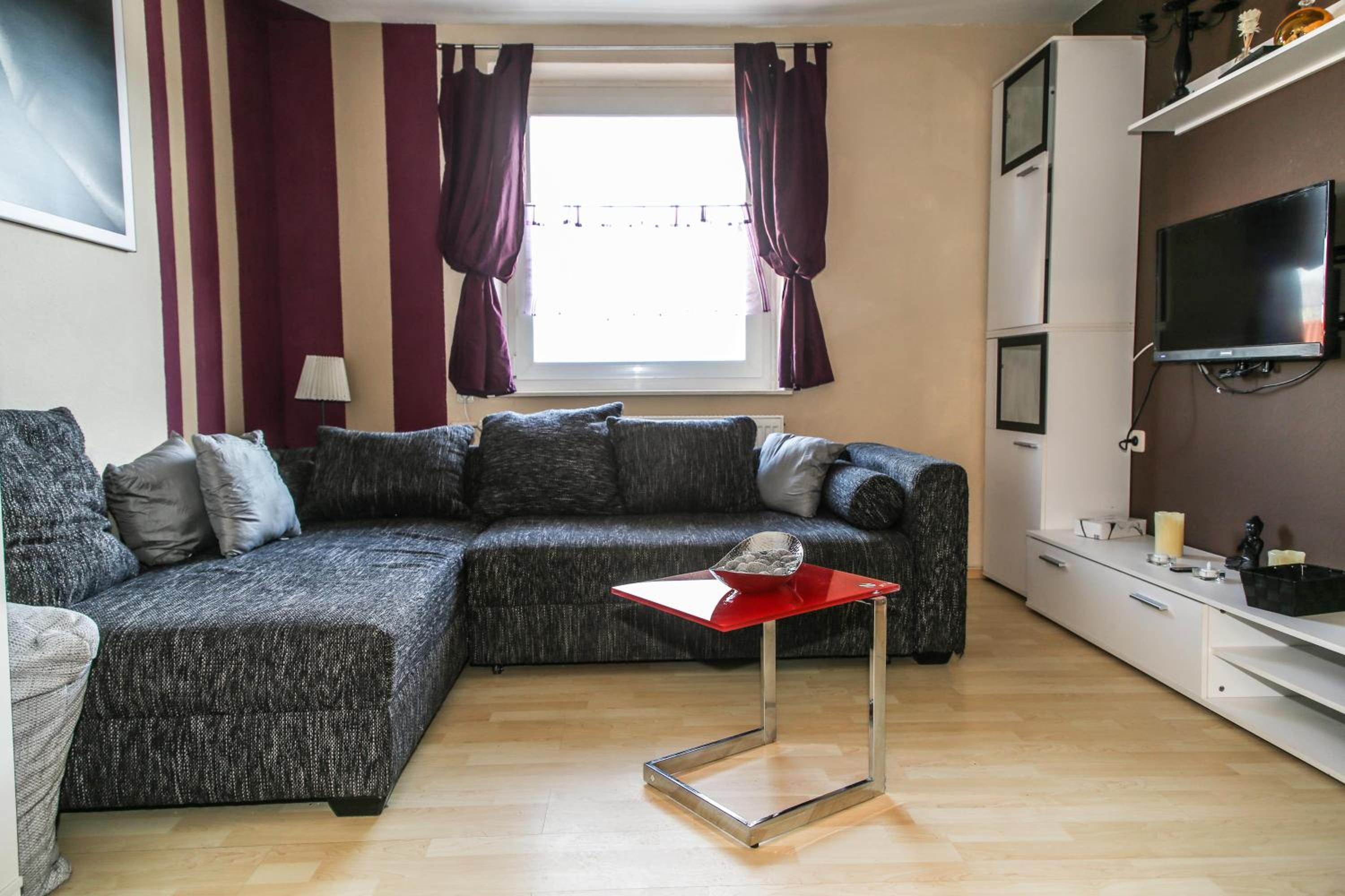 One-Bedroom Apartment photo 1