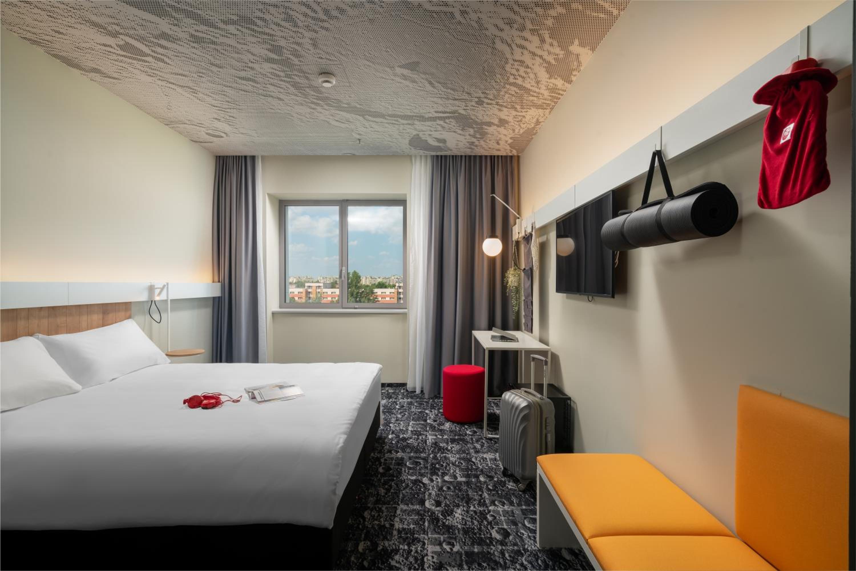 Standard Double Room - Photo 8