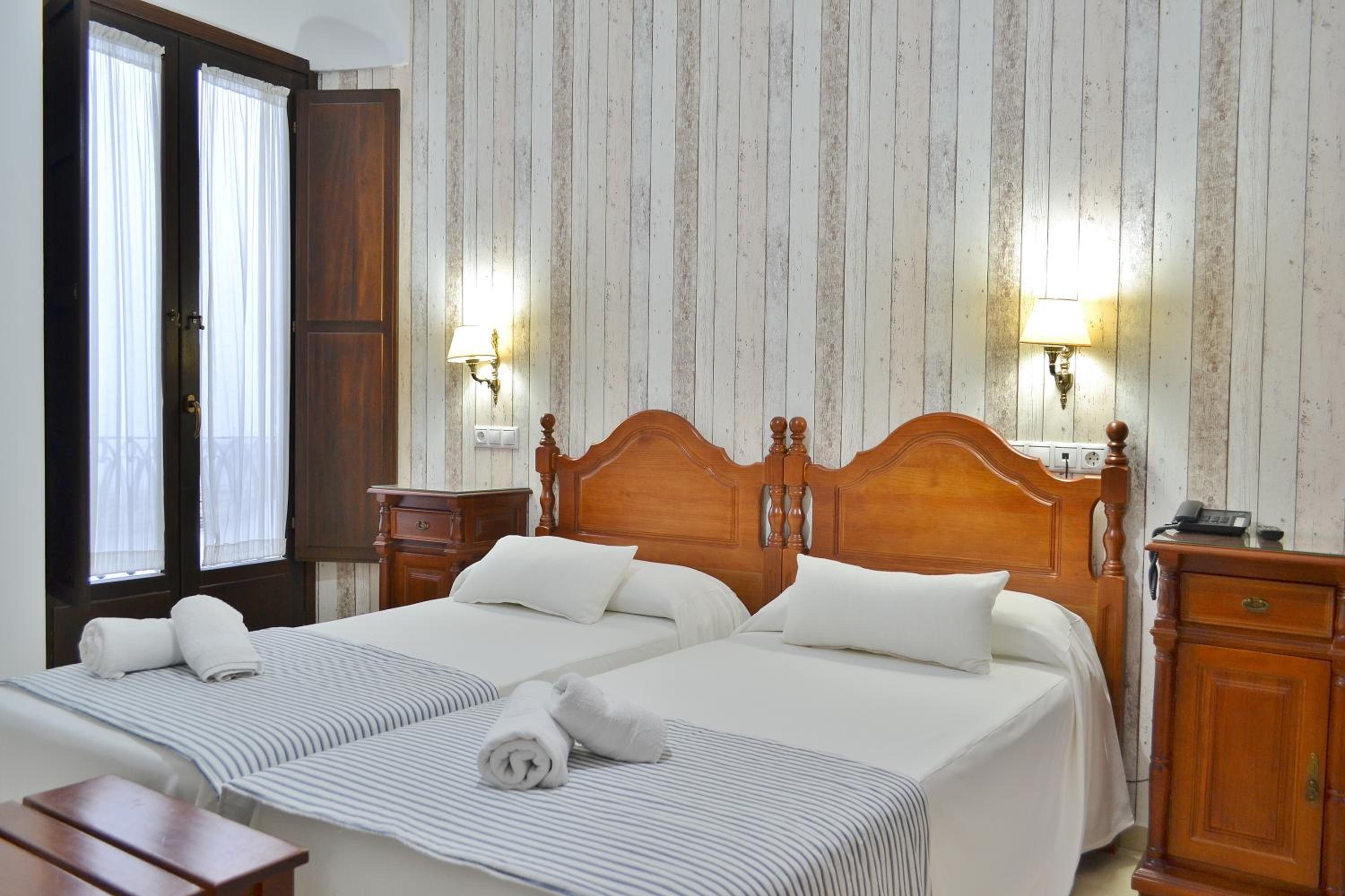 Twin Room photo 2