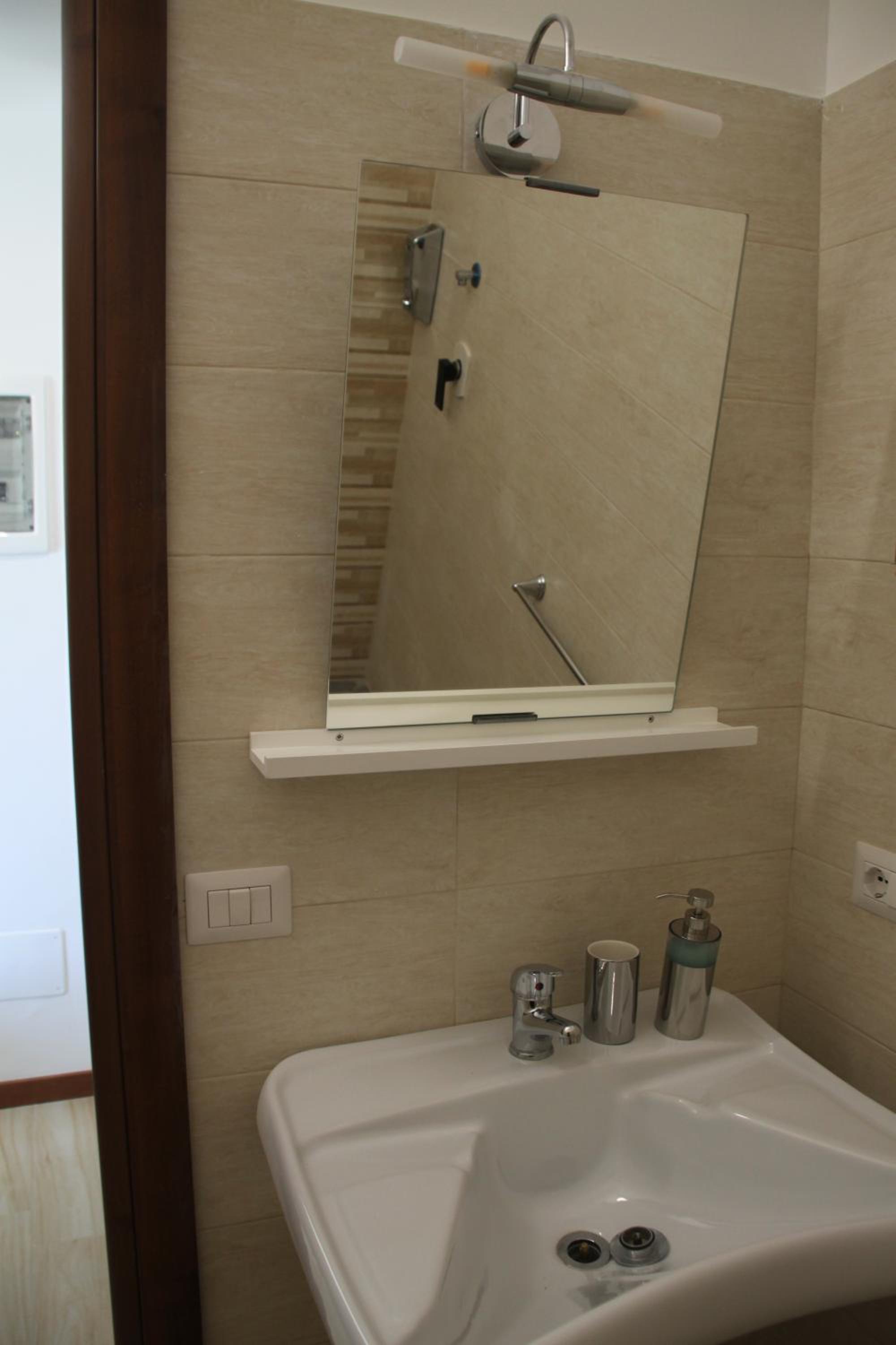 Double or Twin Room - Disability Access photo 3