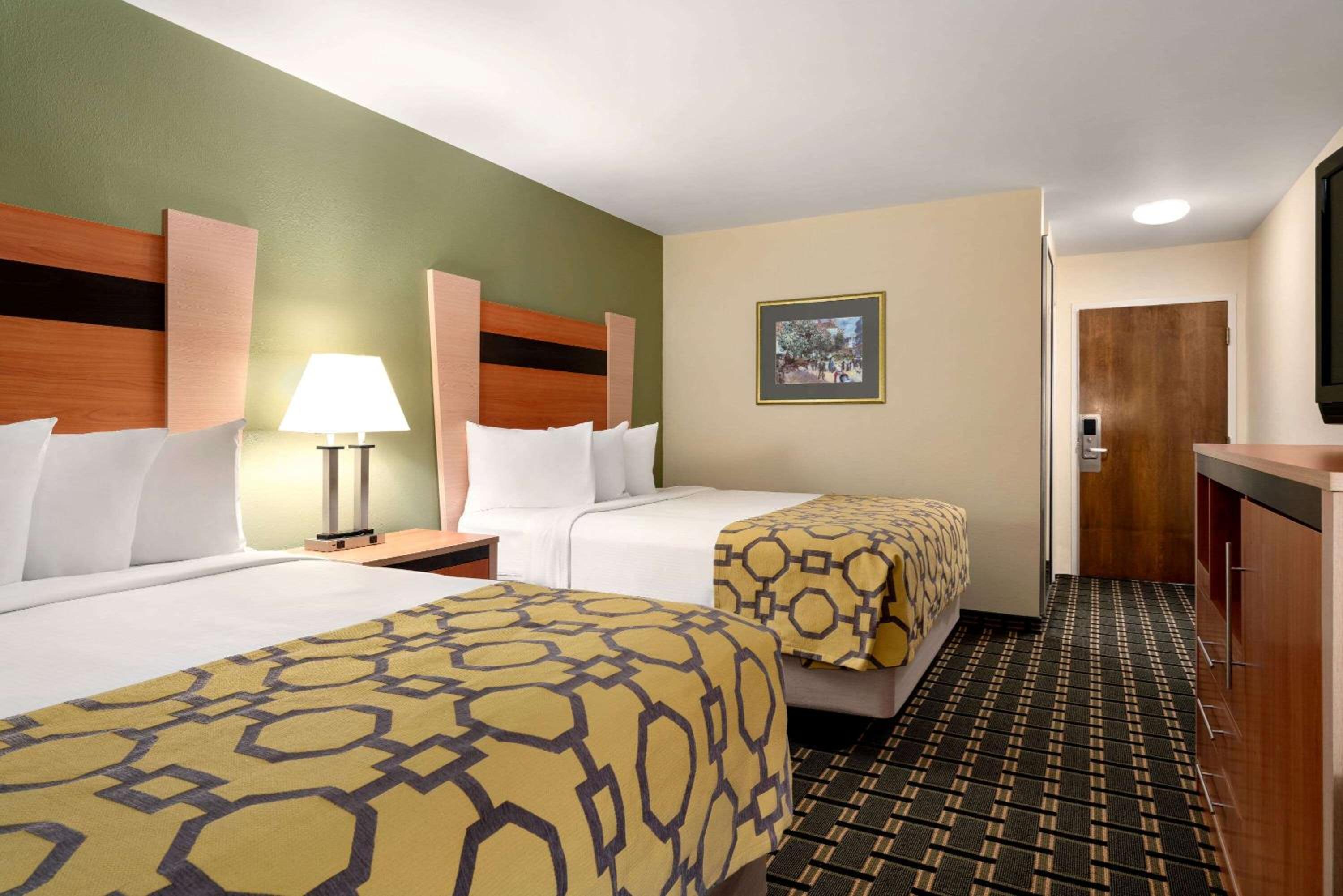 Superior Queen Room with Two Queen Beds - Non-Smoking photo 1