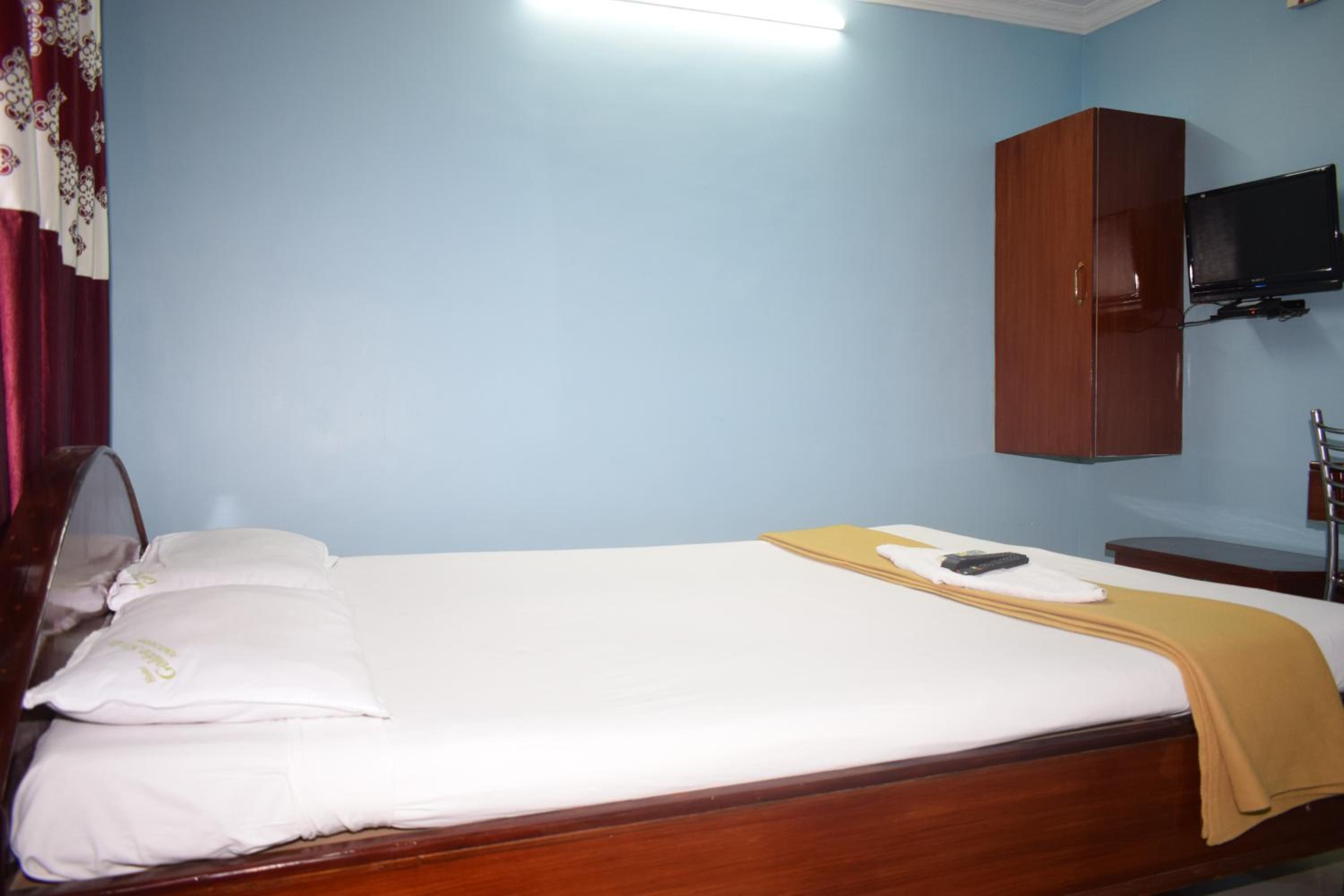 Standard Double Room - Photo 22