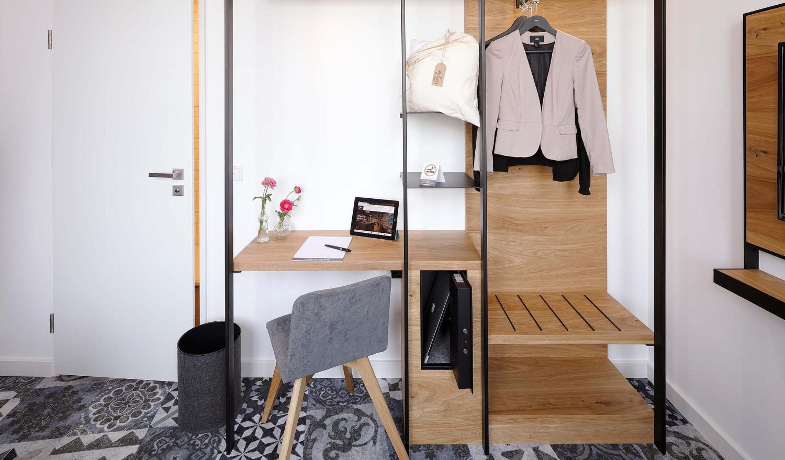 Deluxe Single Room