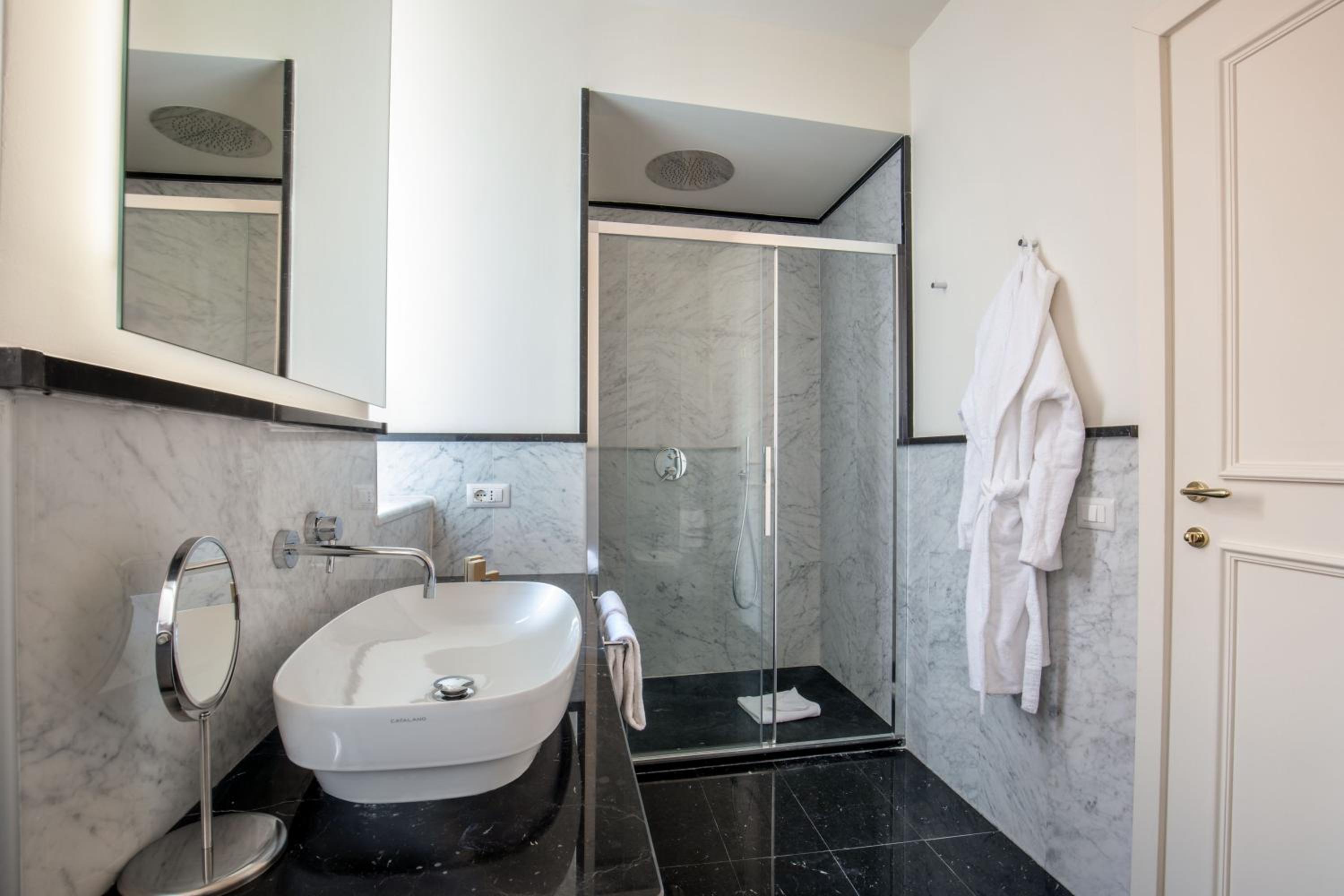 Presidential Suite photo 2