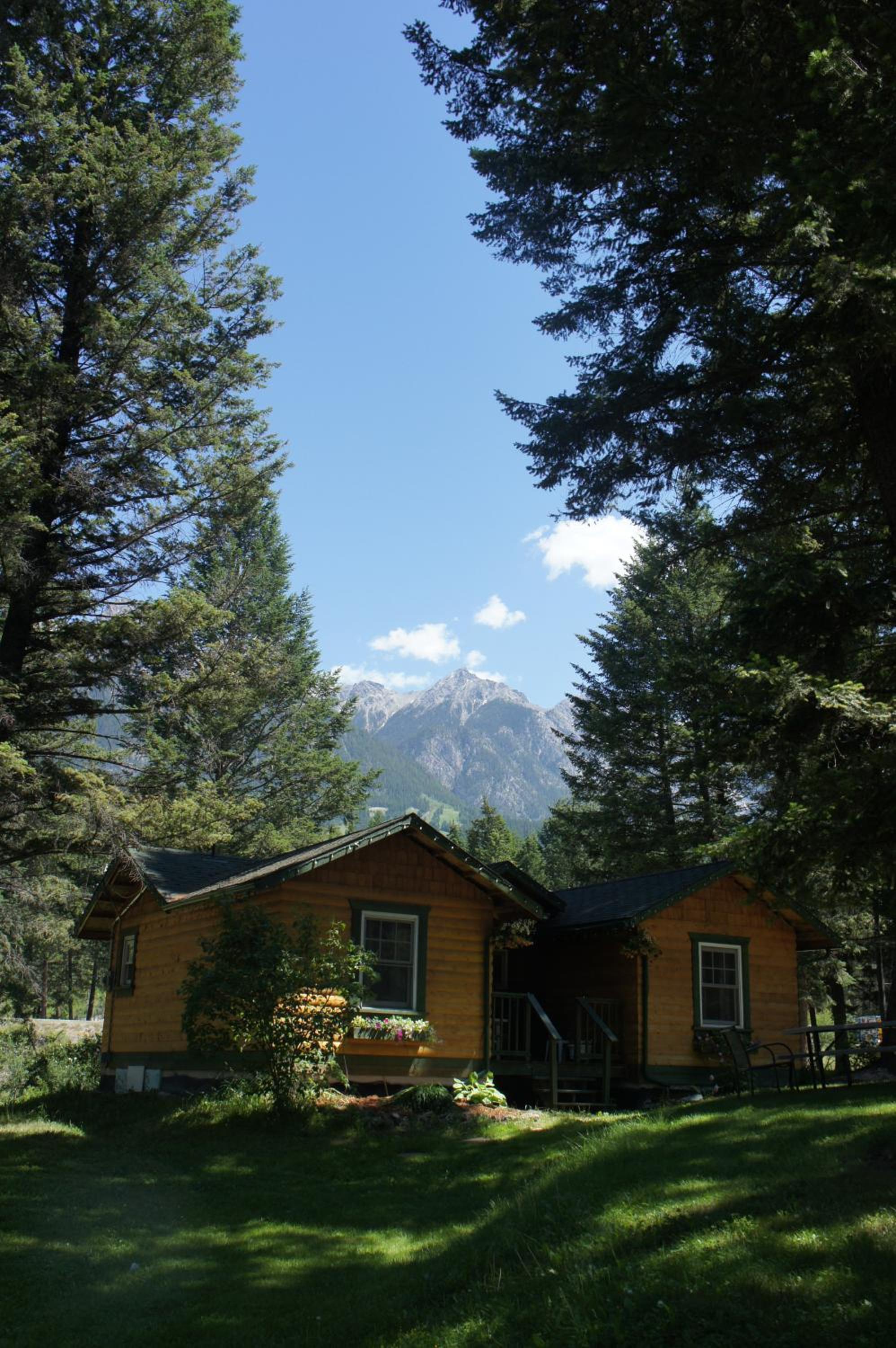 Two-Bedroom Cottage photo 2