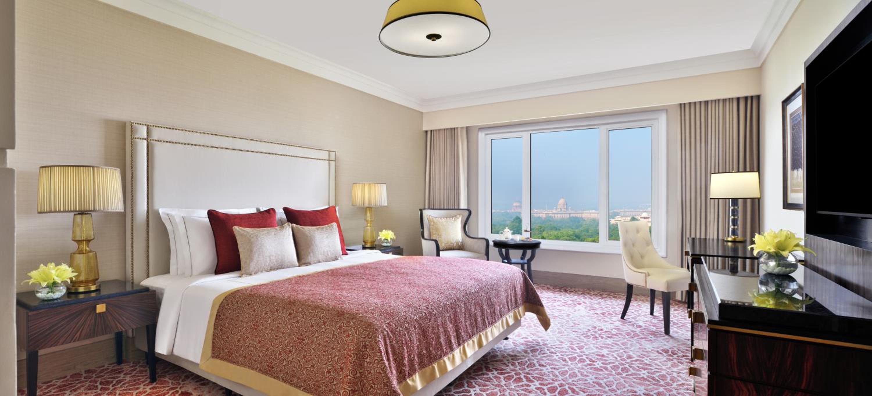 Taj Club Executive Room King Bed - Photo 1