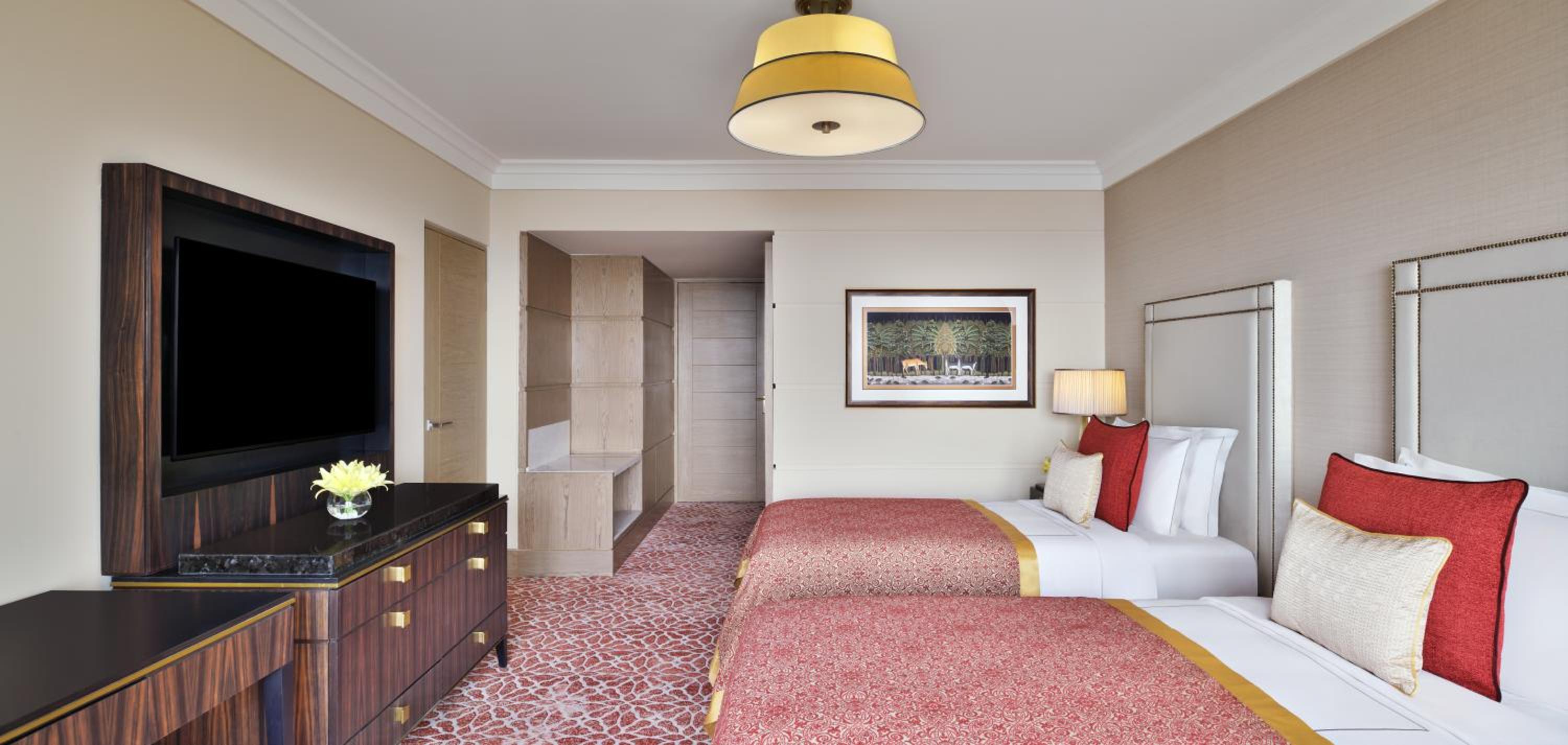 Luxury Room City View Twin - Photo 1