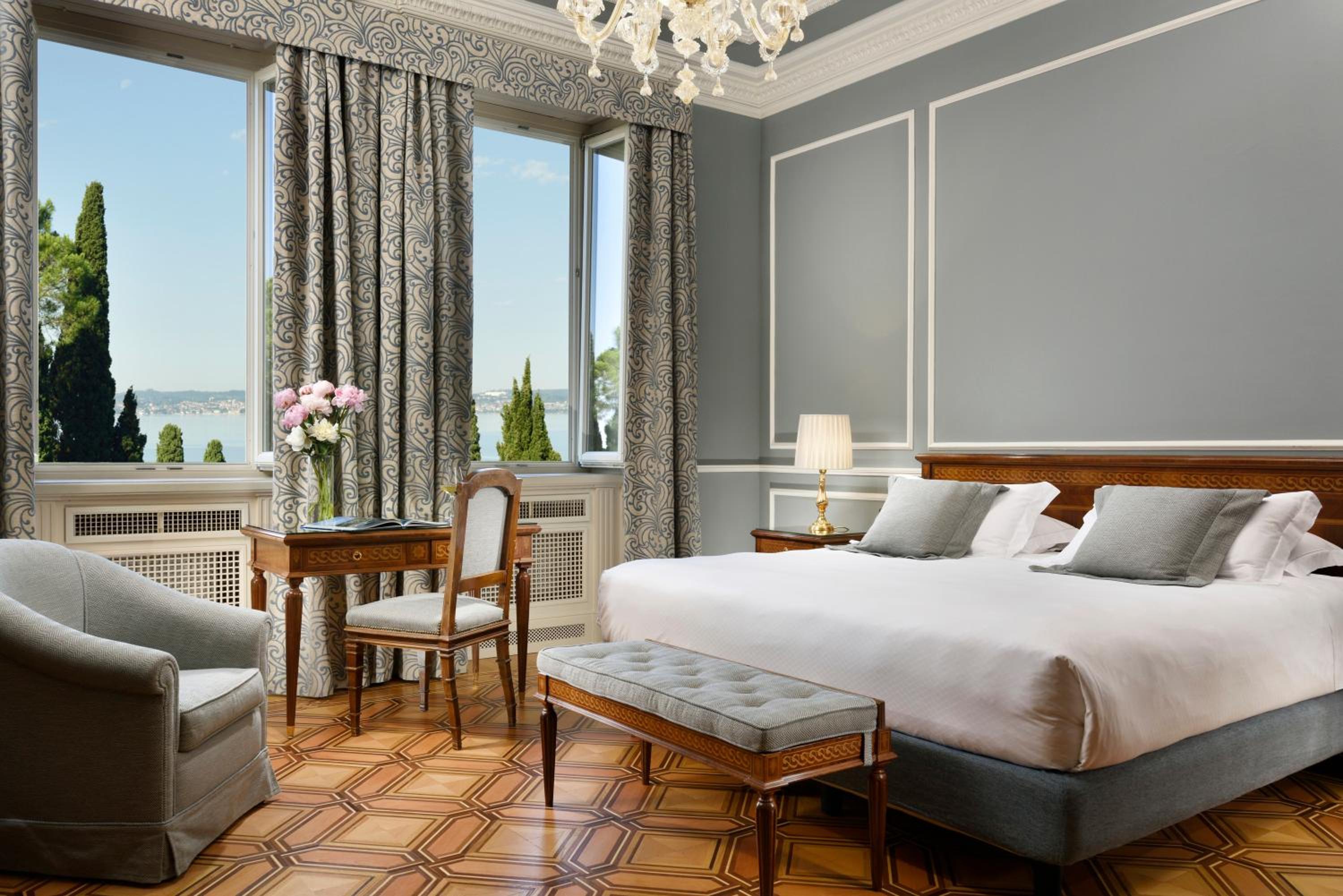 Villa Deluxe