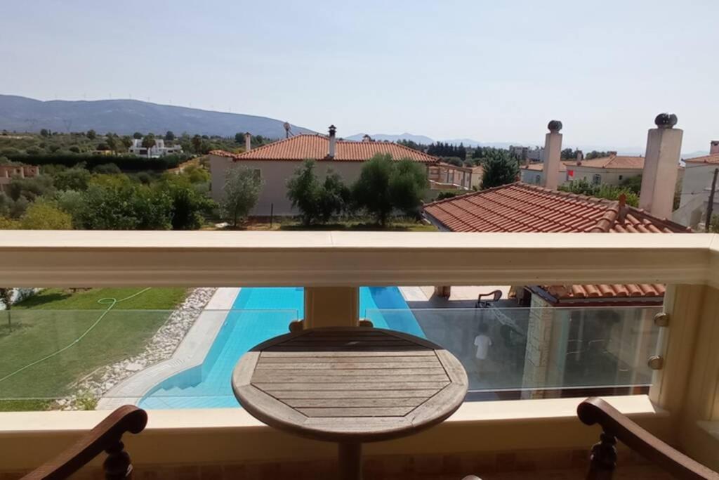 Villa photo 2