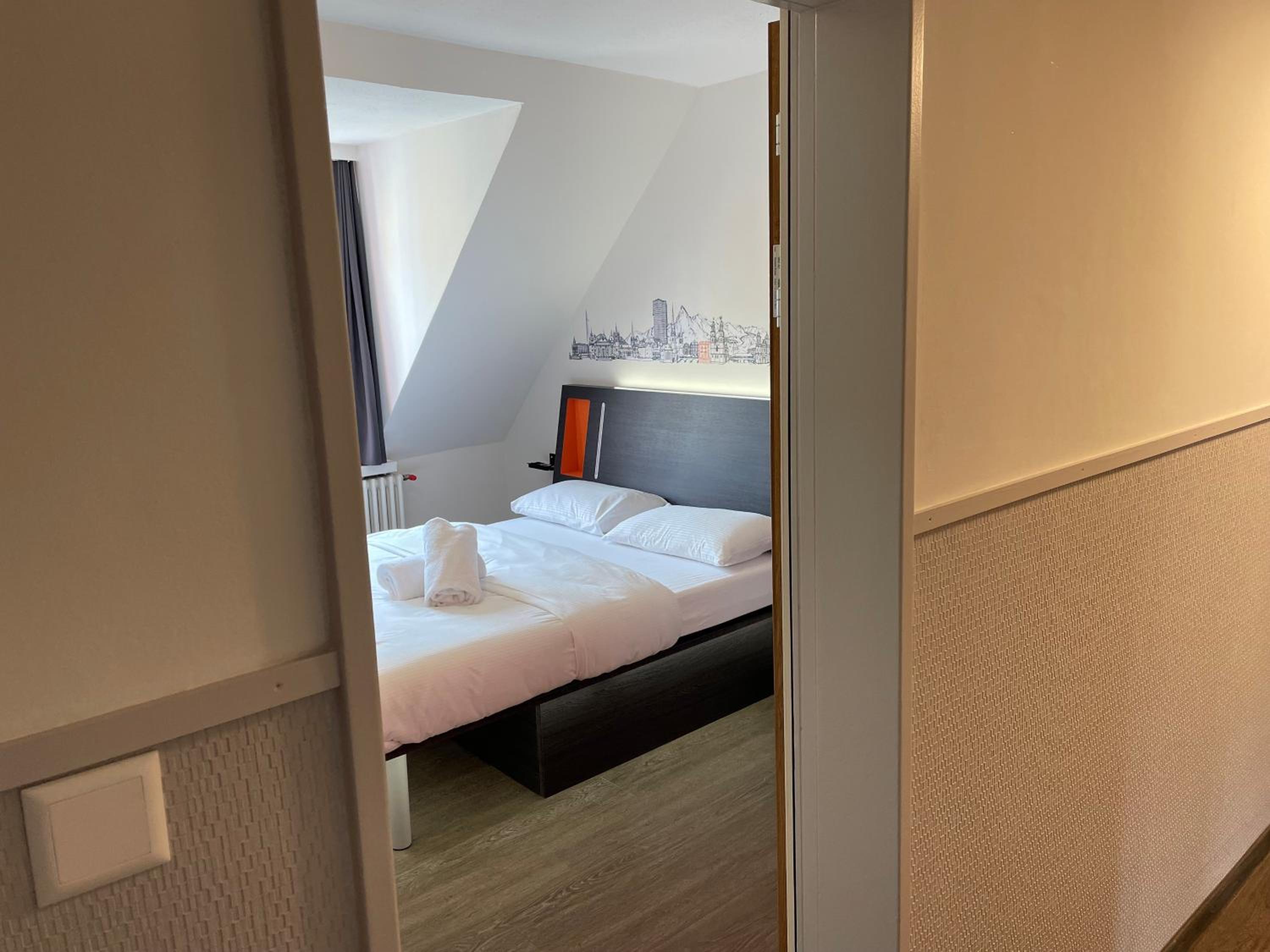 Double Room - Photo 1