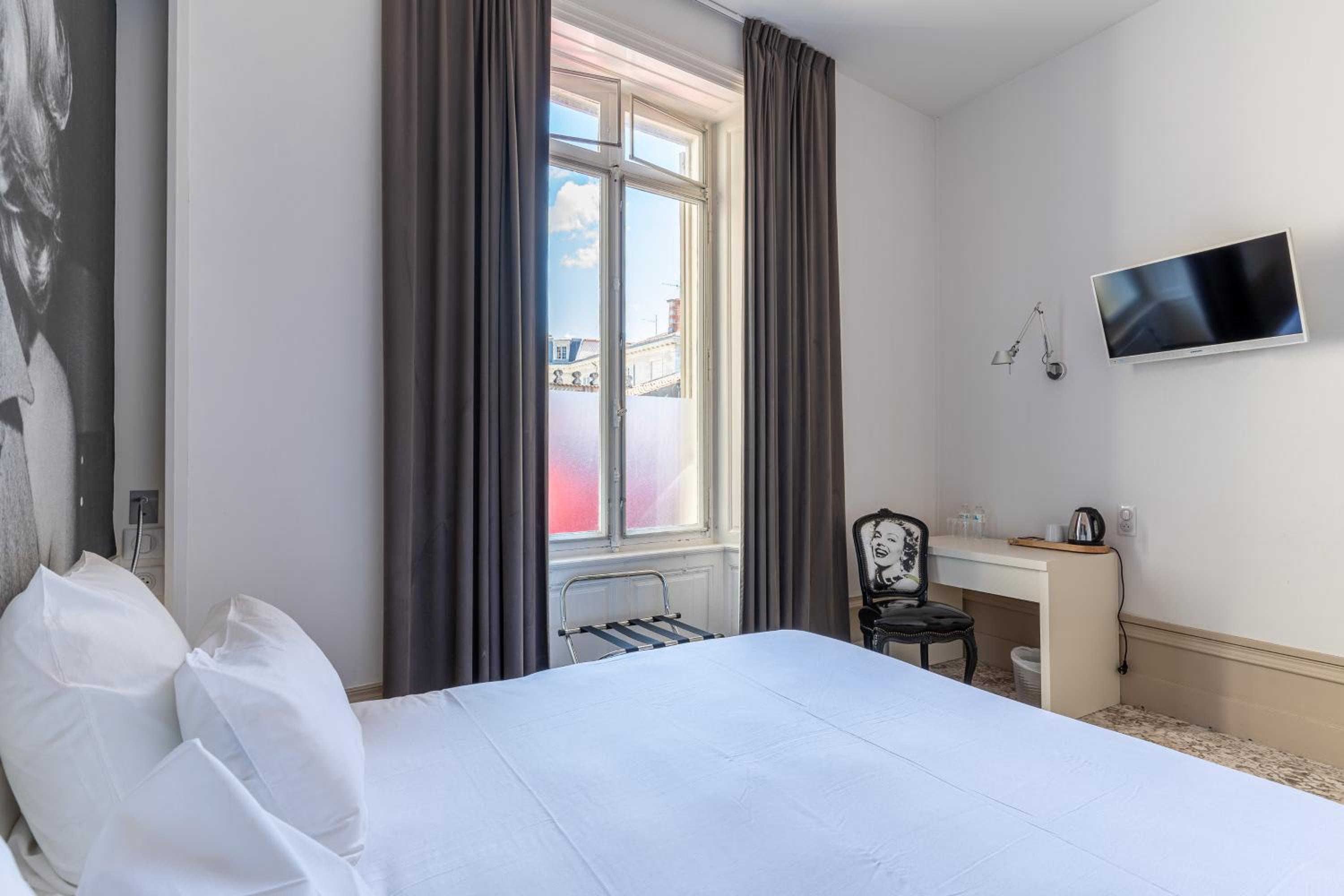 Deluxe Double Room photo 3
