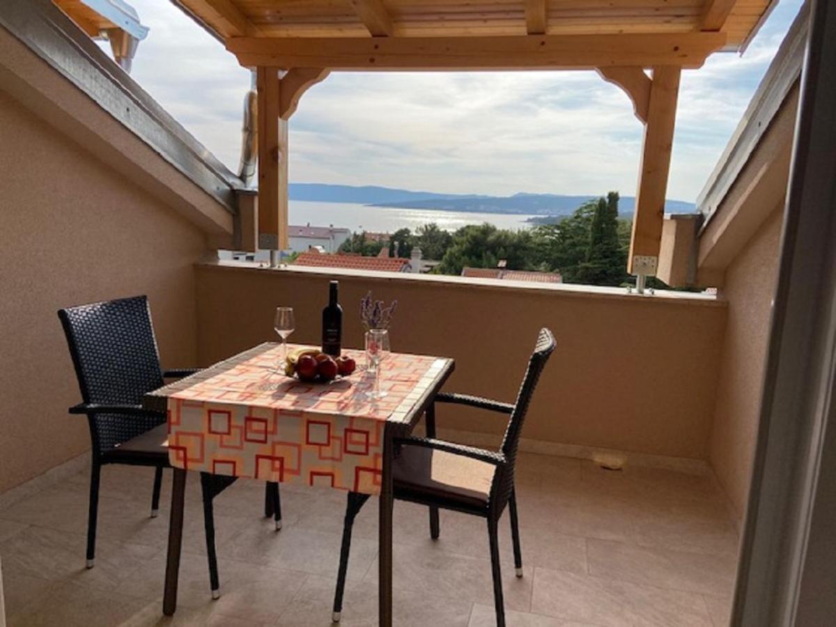 Apartment with Sea View photo 2