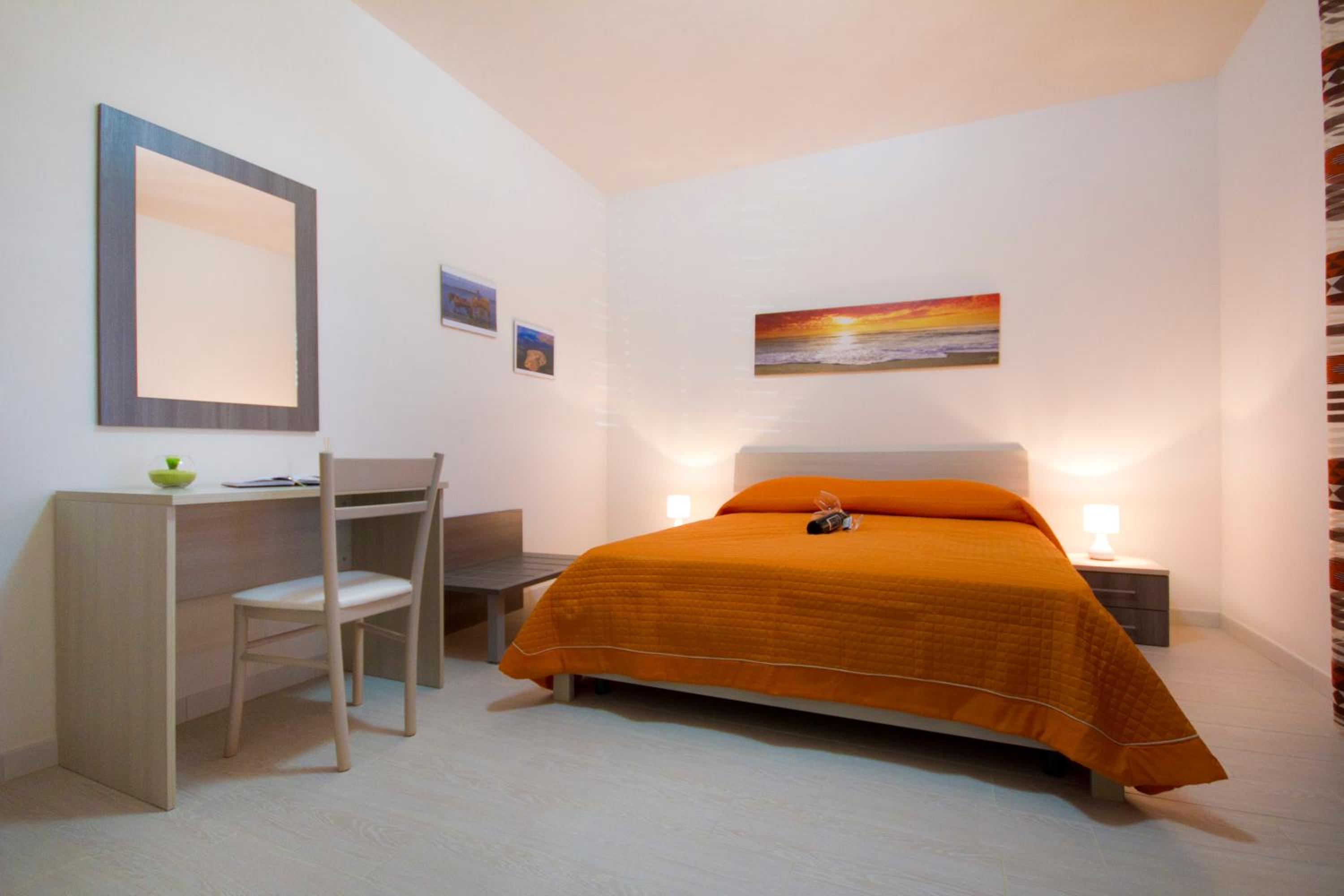 Double Room - Photo 3