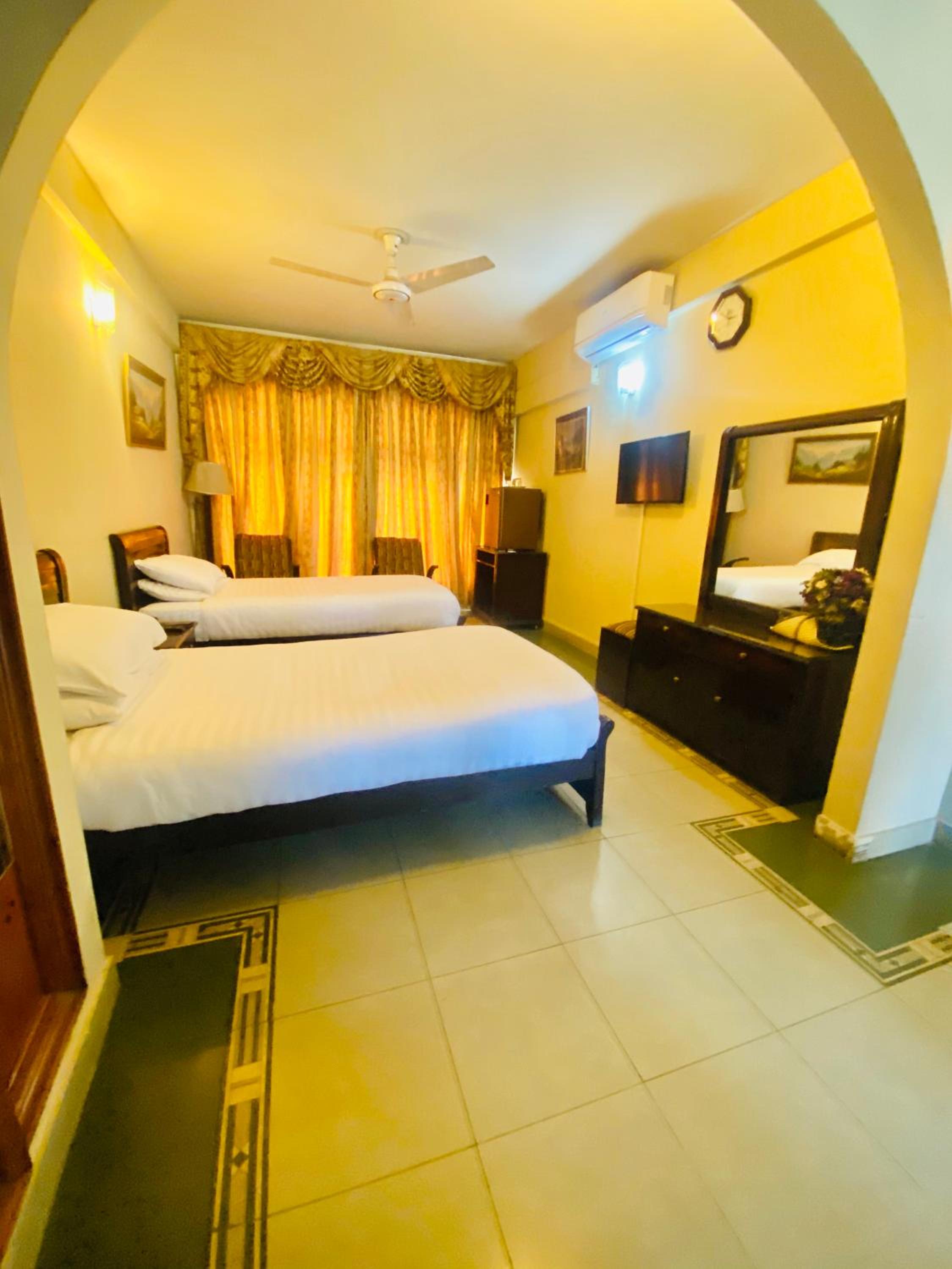 Deluxe Twin Room