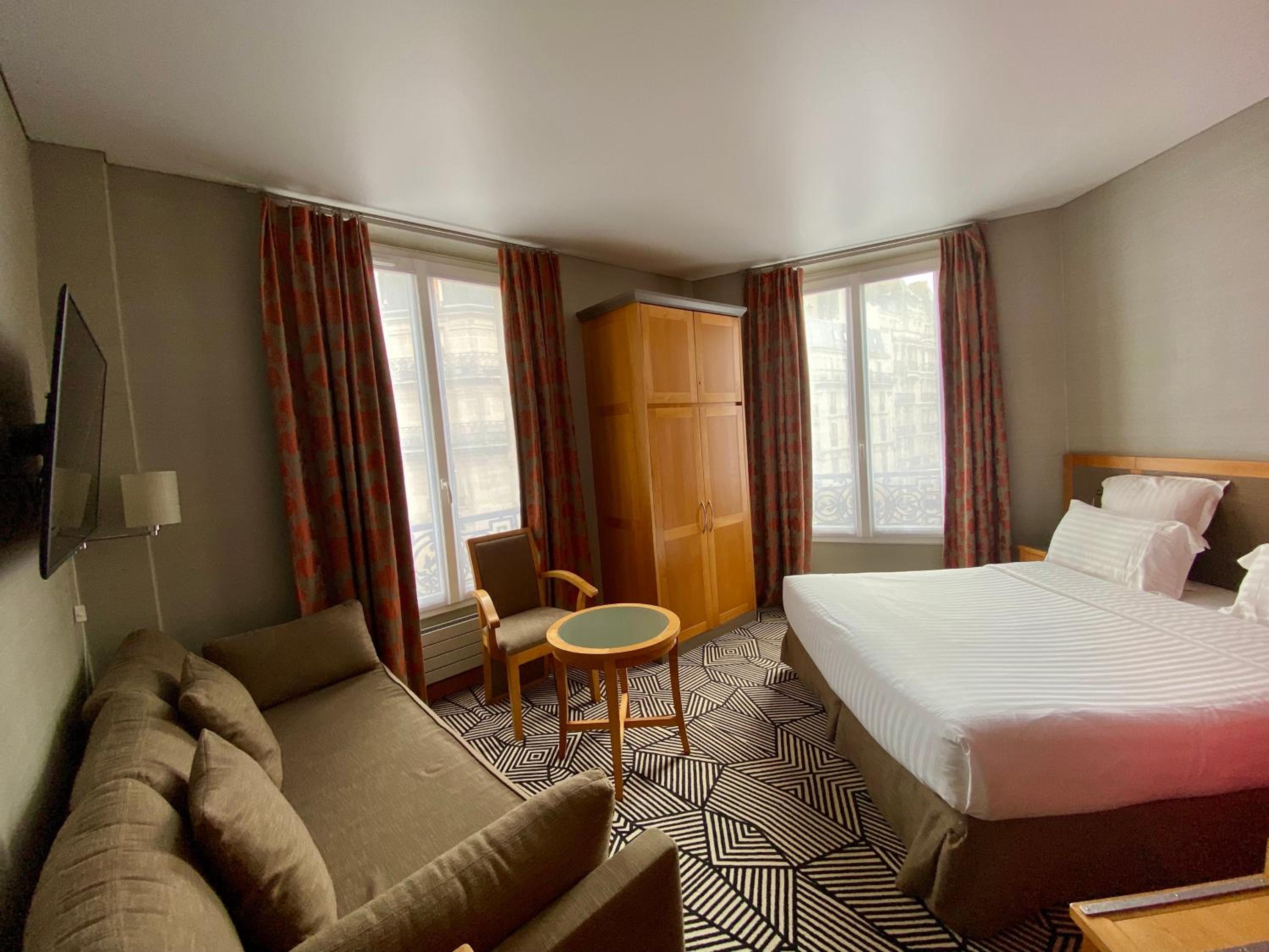 Superior Triple Room photo 1
