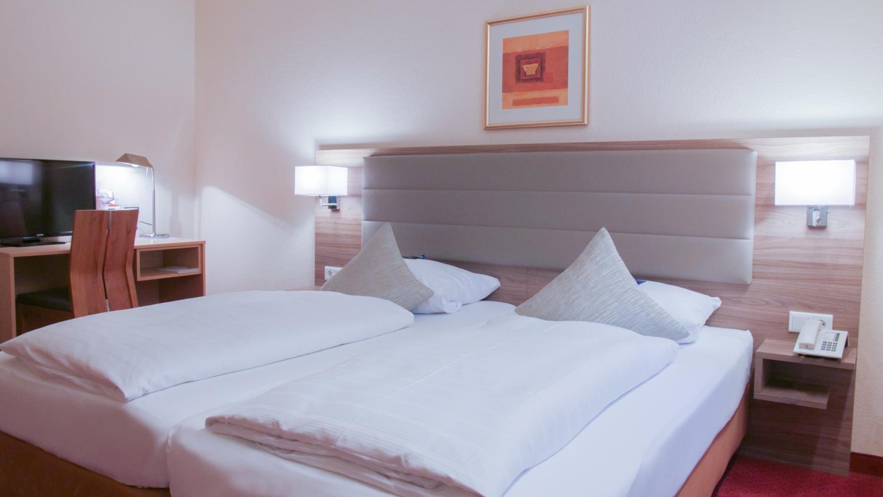 Business Double Room - Photo 15