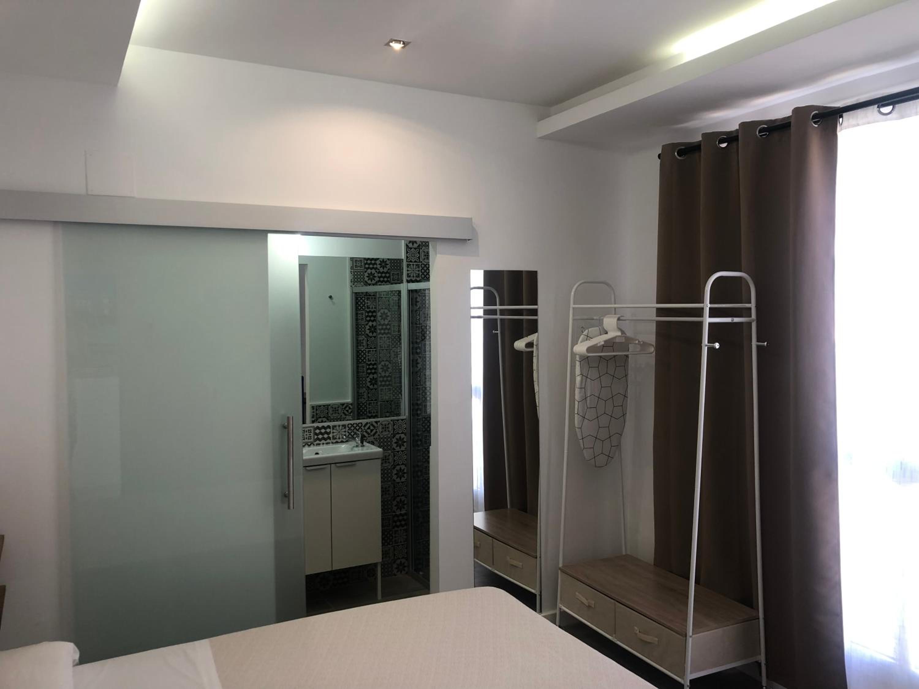Standard Double Room - Photo 1