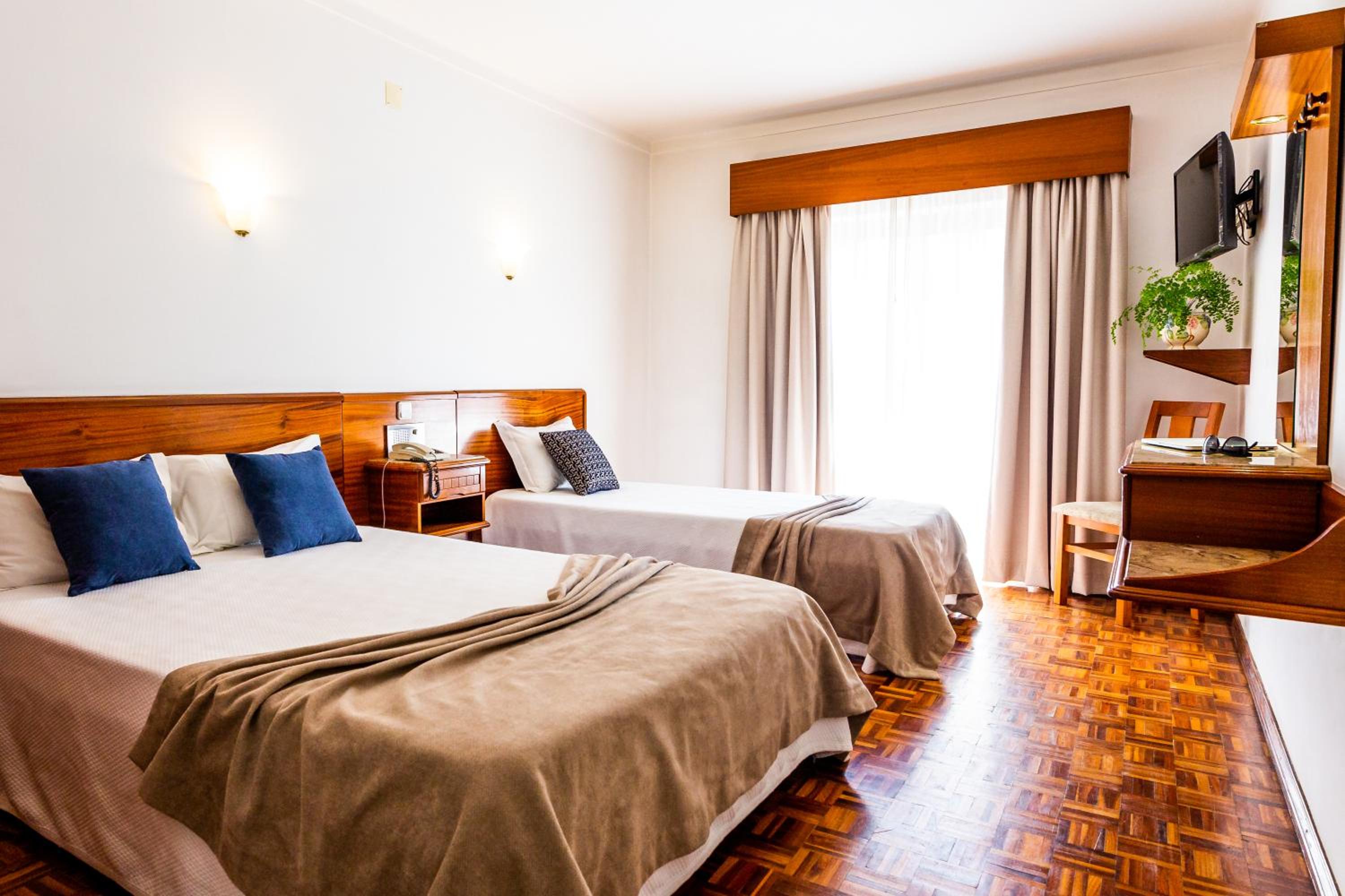 Triple Room - Photo 1