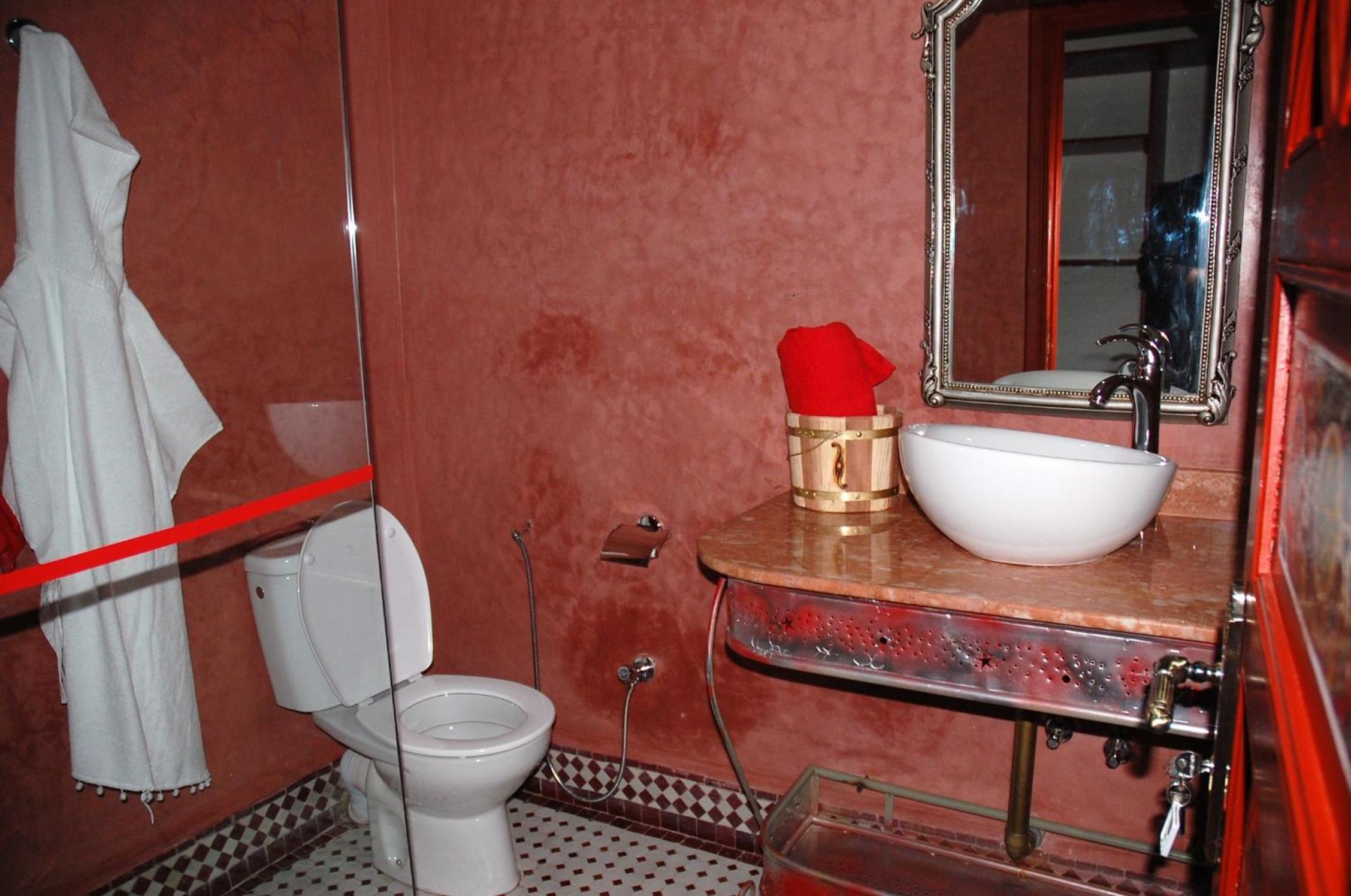 Deluxe King Room photo 3