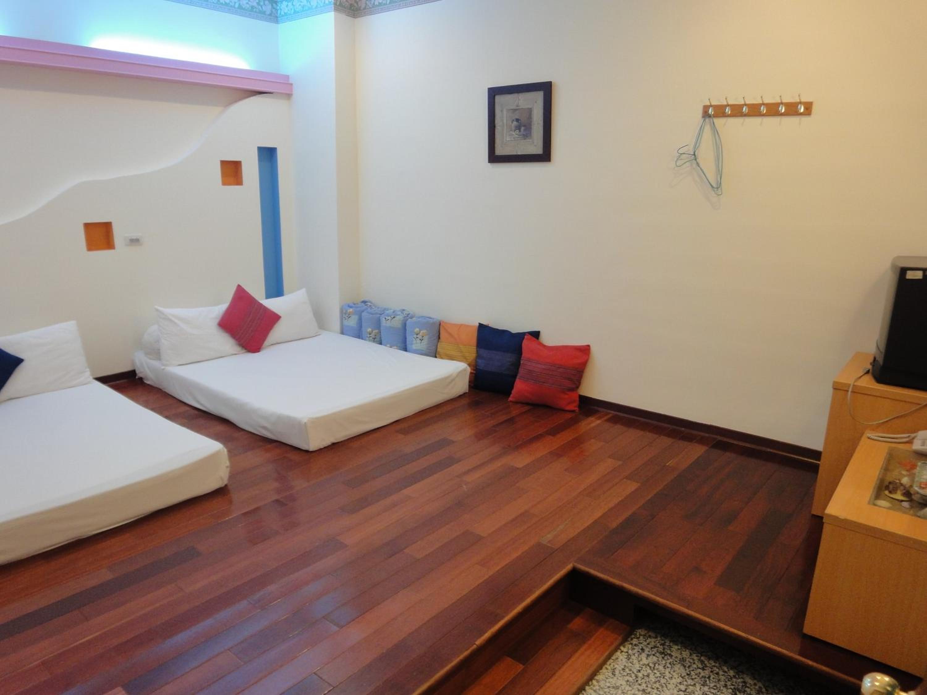Japanese-Style Quadruple Room photo 2