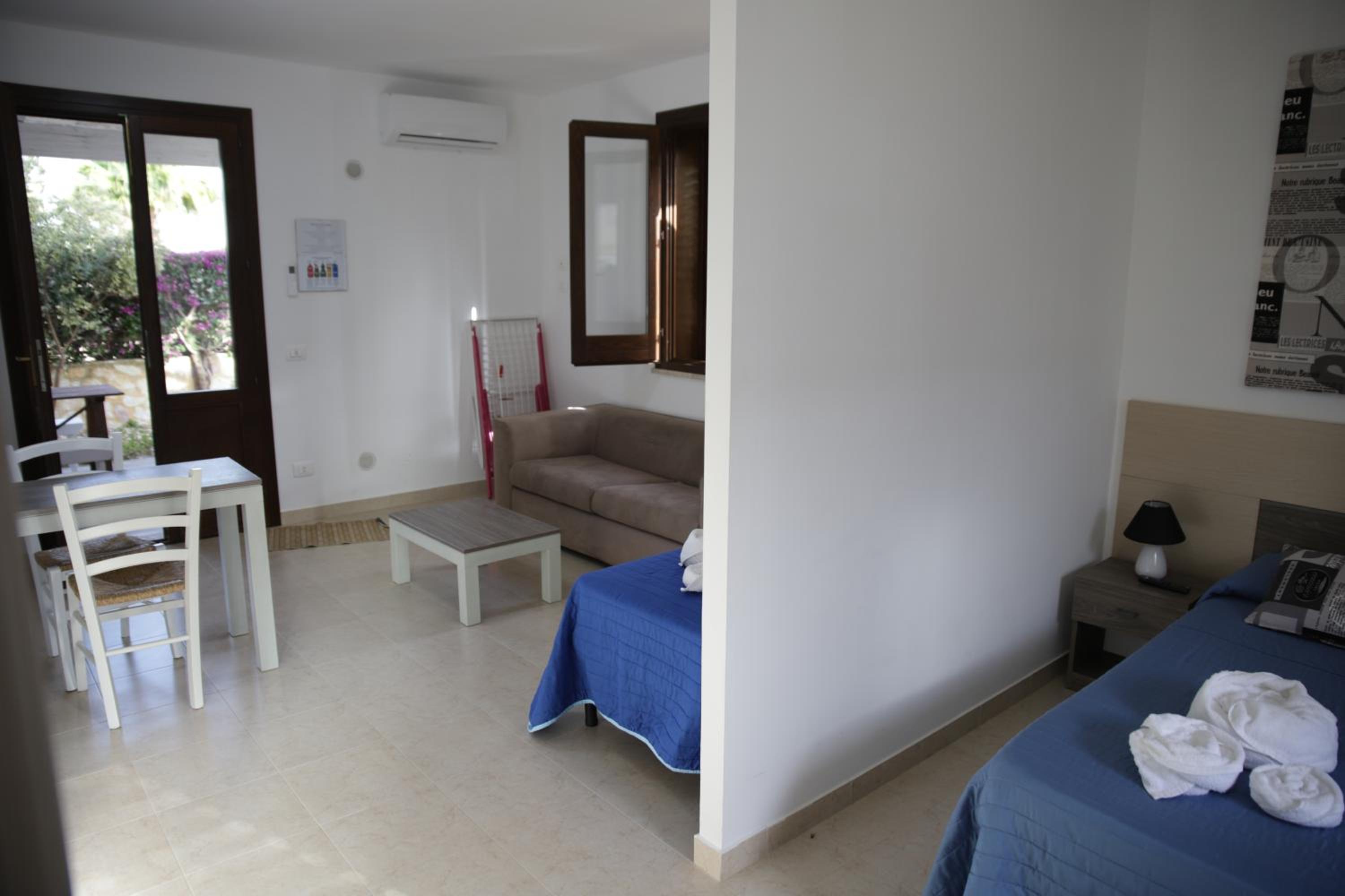 Standard Triple Room photo 3