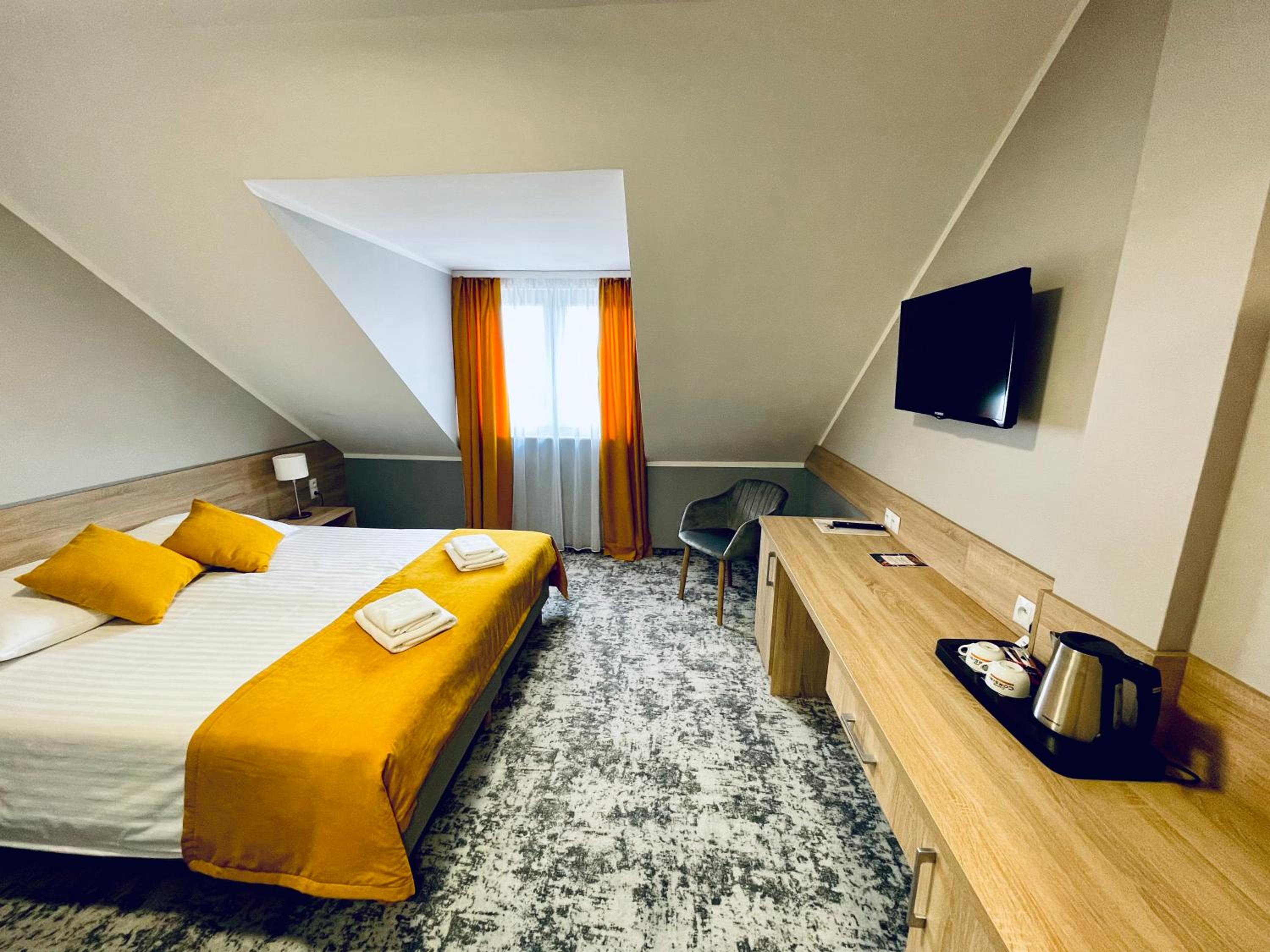Premium Double Room - Photo 1