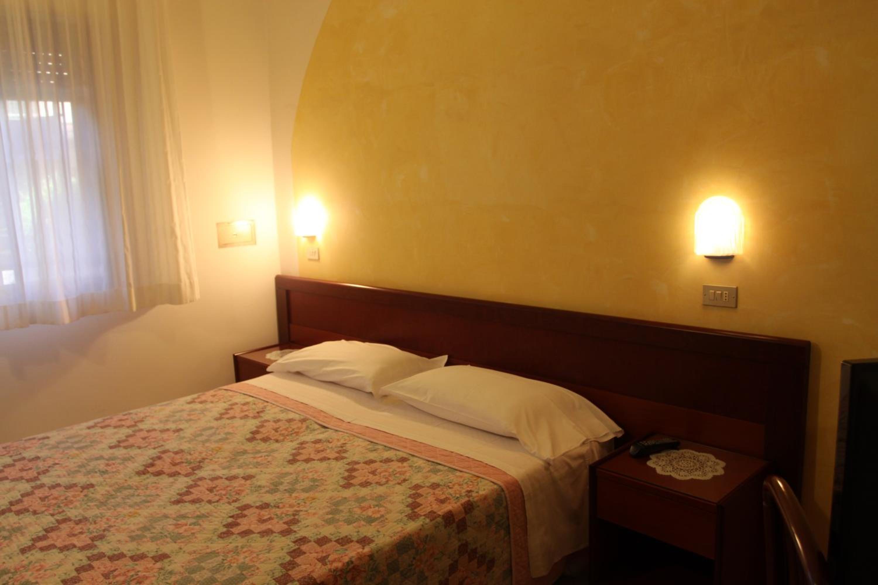 Quarto Duplo Econômico