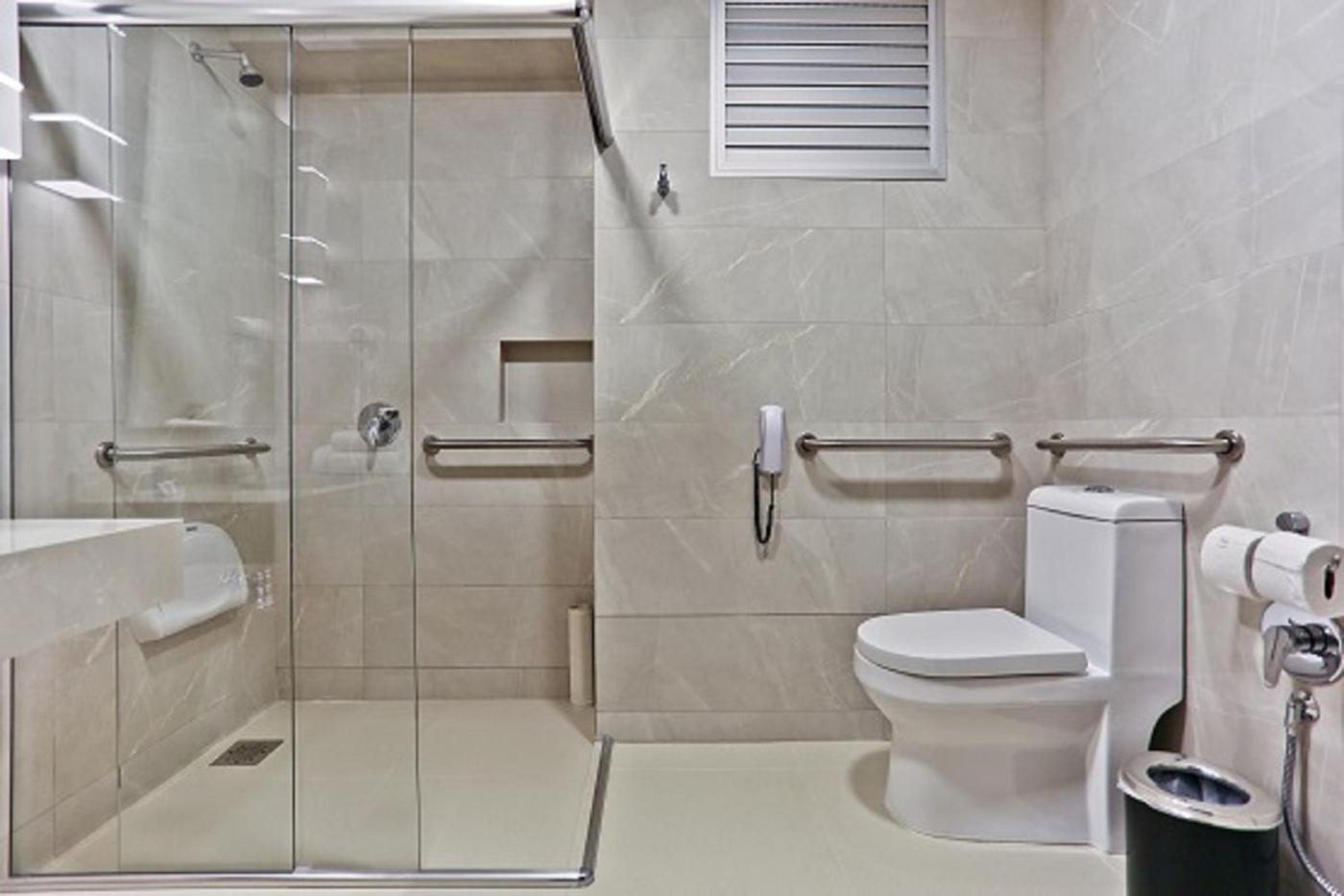 Double Room - Disability Access - Photo 7
