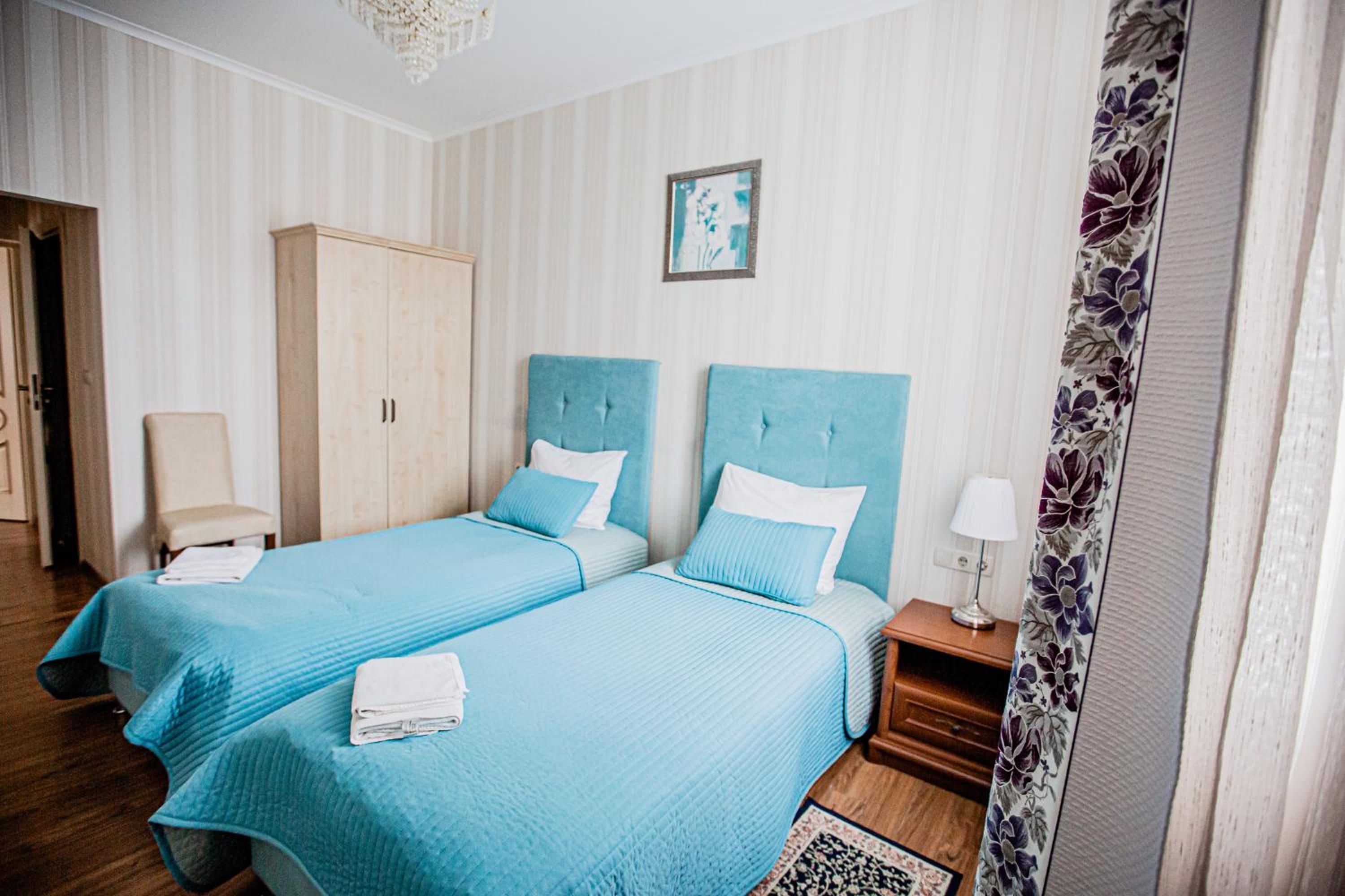 Standard Double or Twin Room photo 1