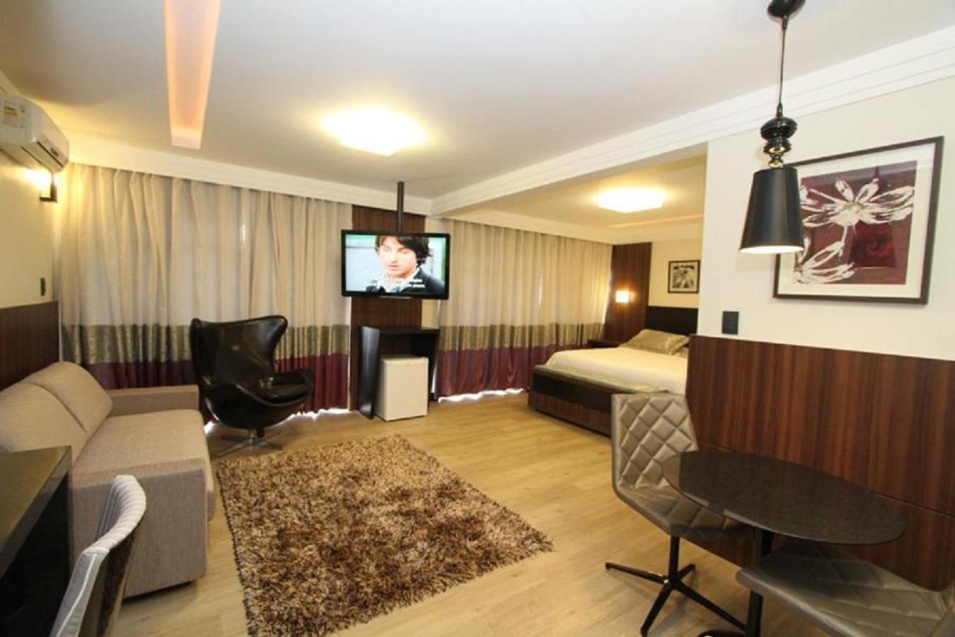 Presidential Suite photo 2