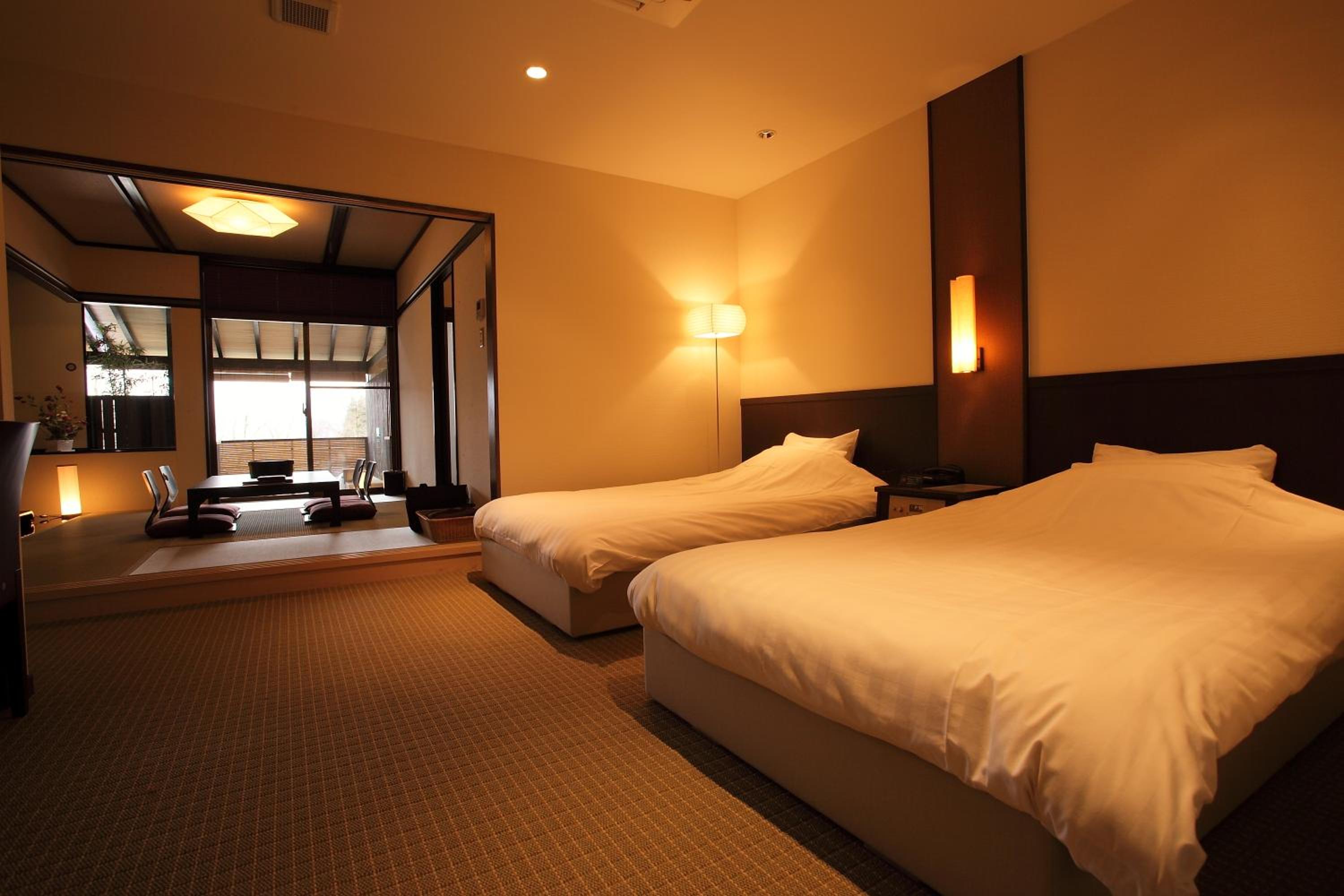 Superior Room with Tatami Area and Open-Air Bath photo 2