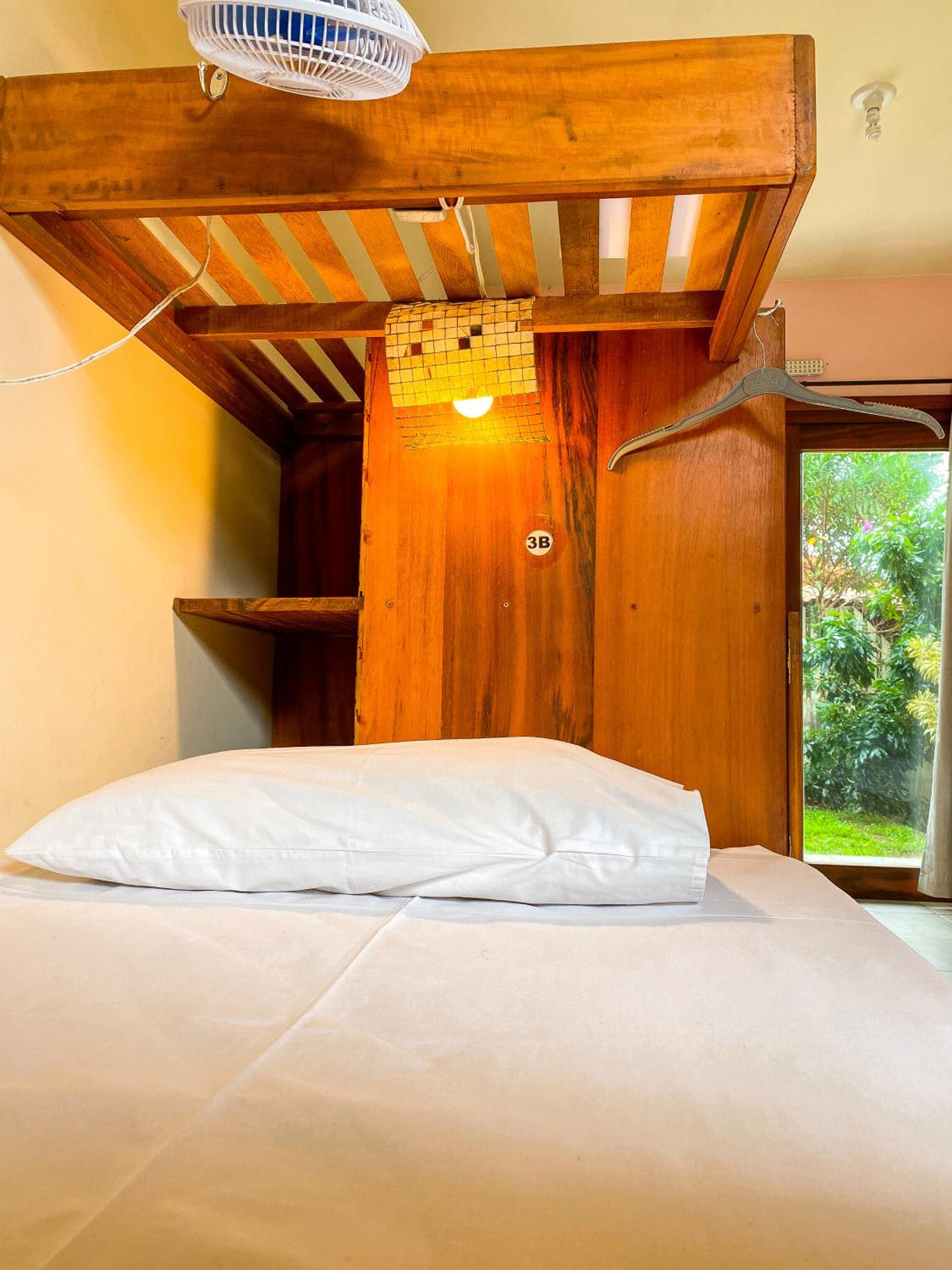 Single Bed In Mixed Dormitory Room photo 2
