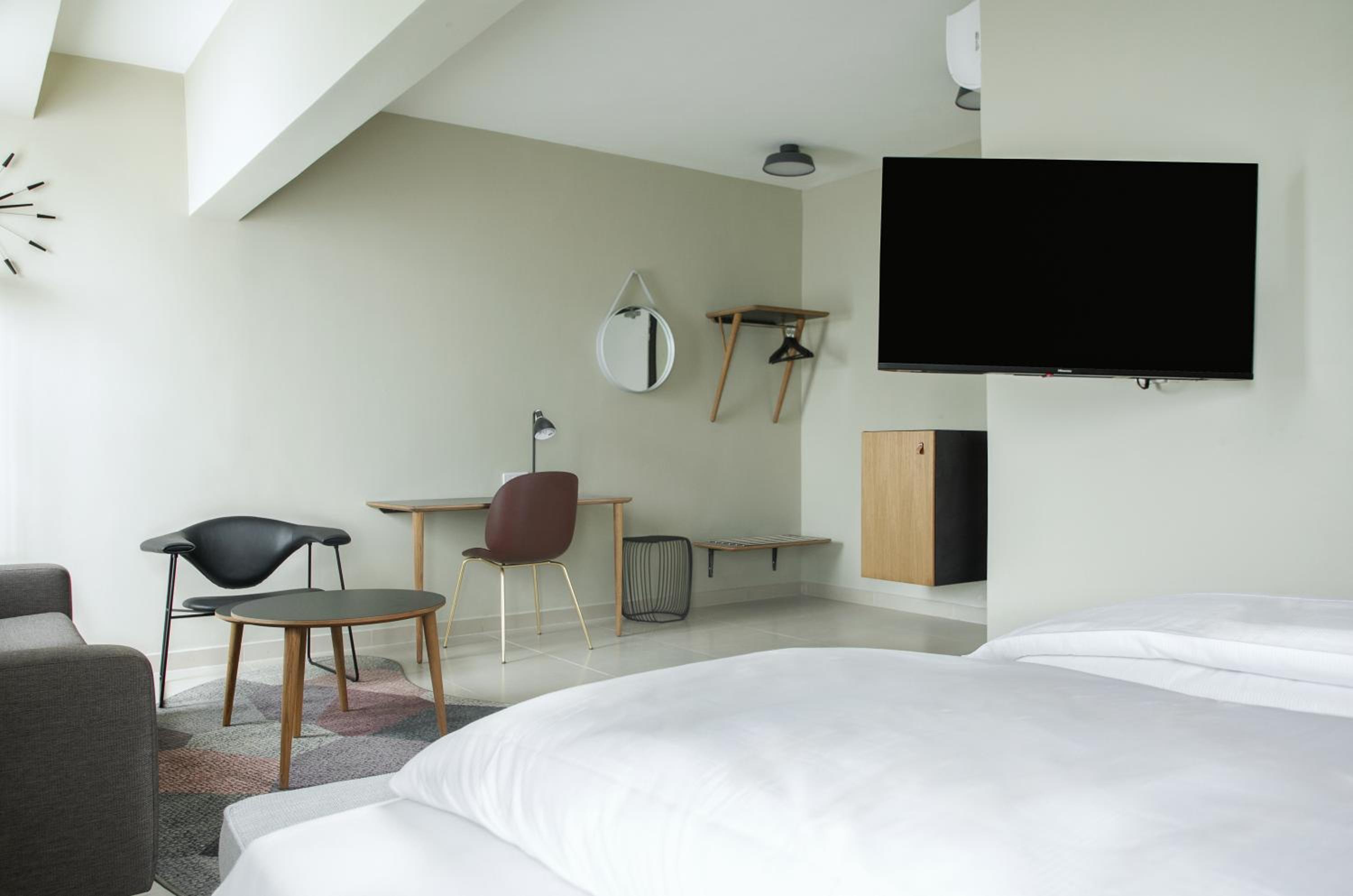 Executive Room - Photo 4