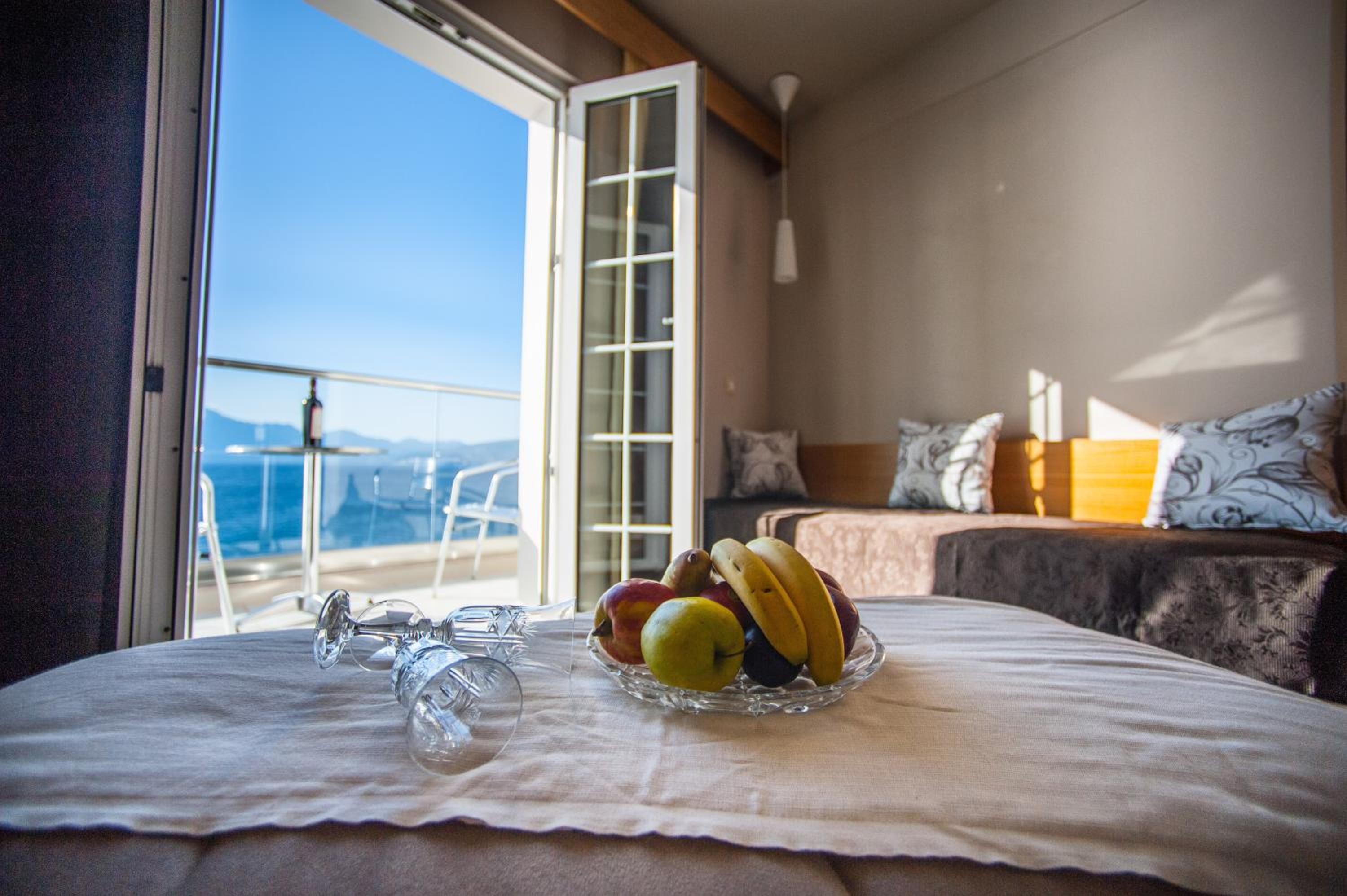 Superior Double or Twin Room with Sea View
