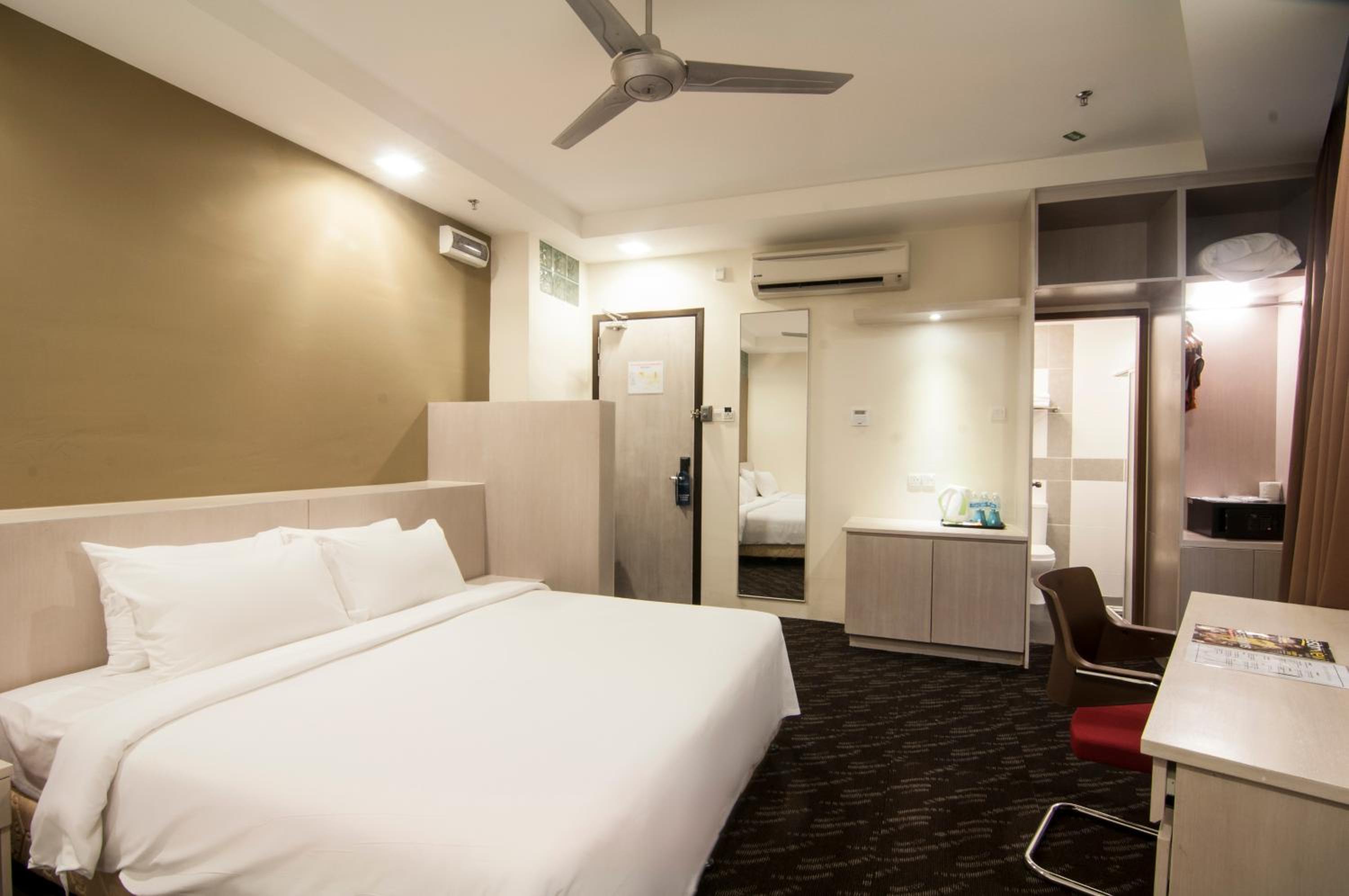 Palette KL Sentral Station Formerly Scott Hotel — photo 81