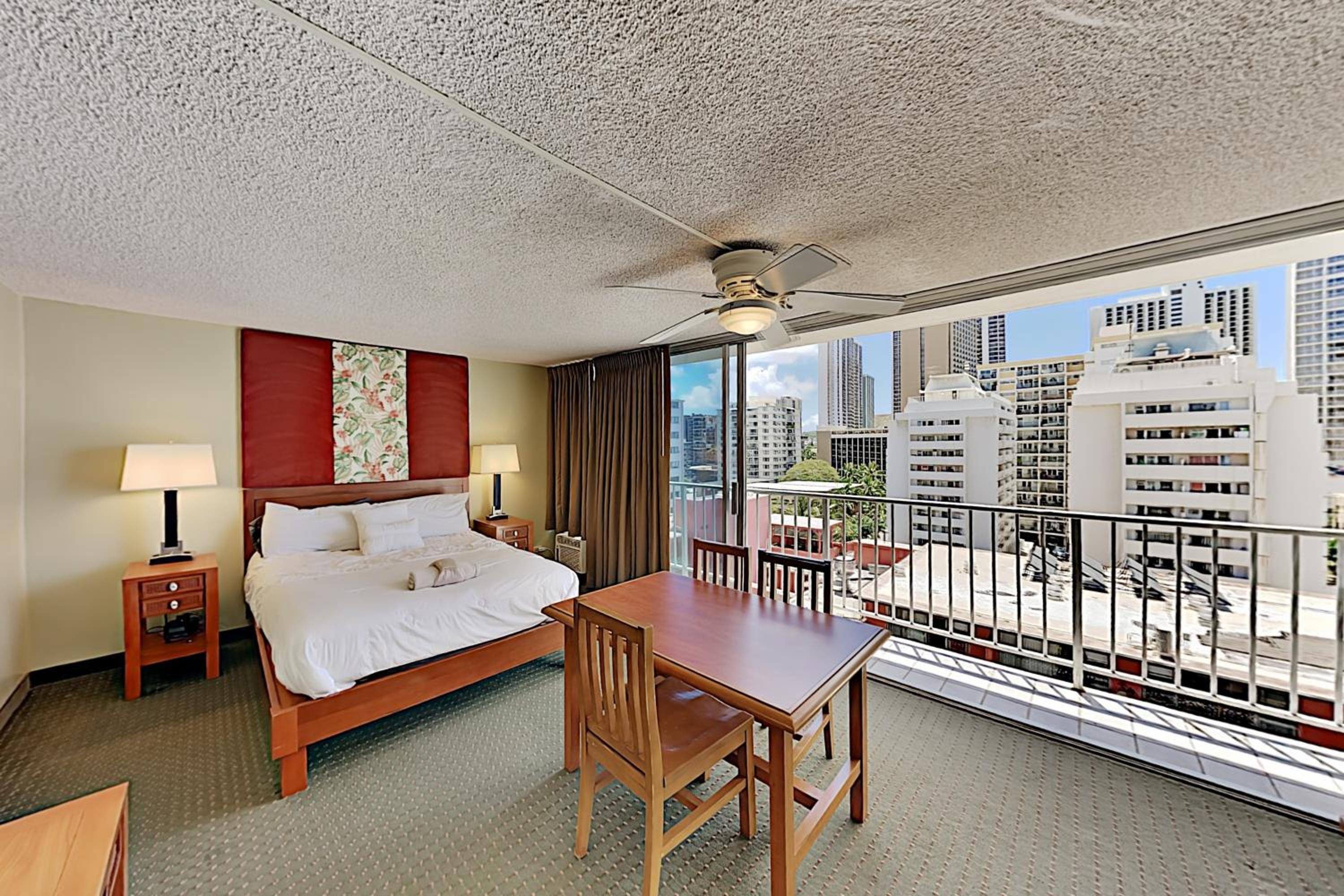 Studio Apartment