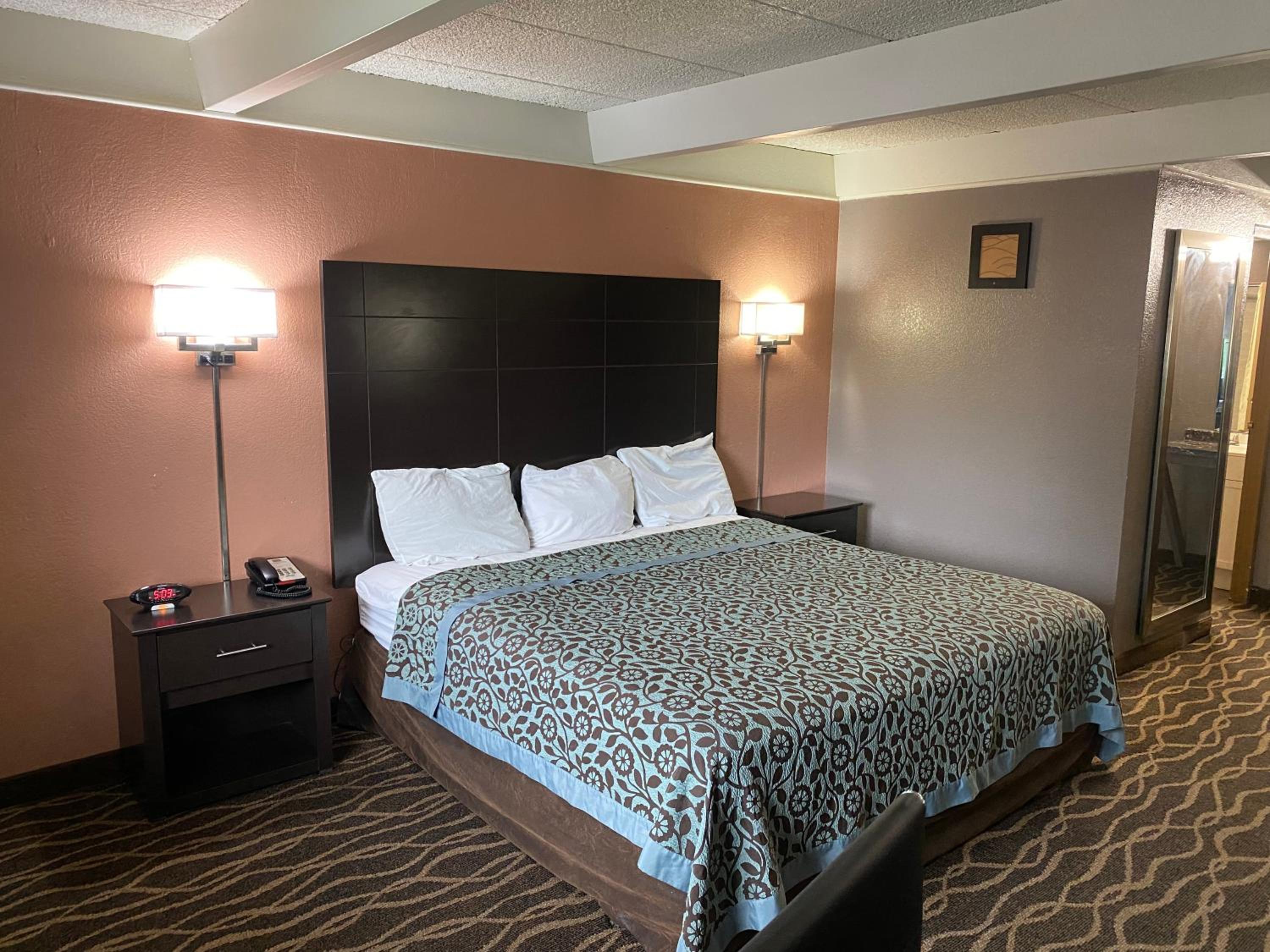 Superior King Suite photo 1