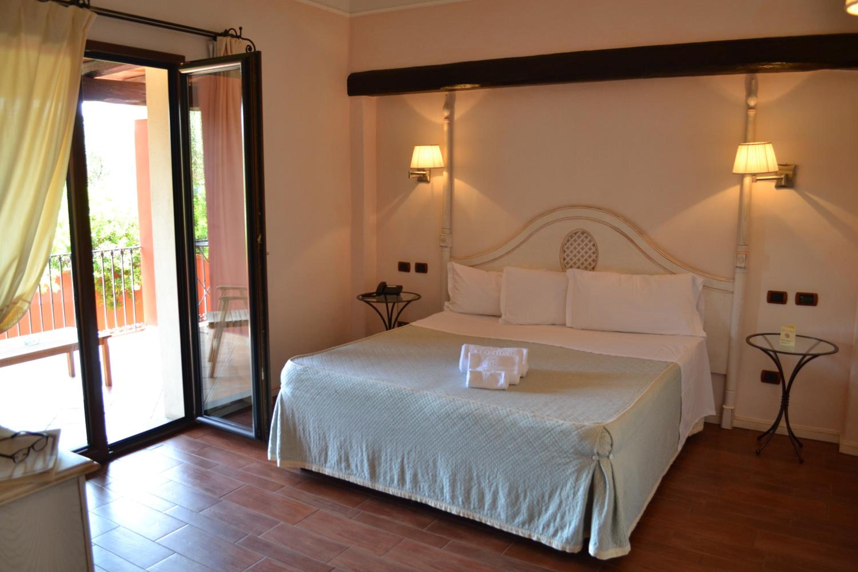 Double or Twin Room - Disability Access - Photo 1