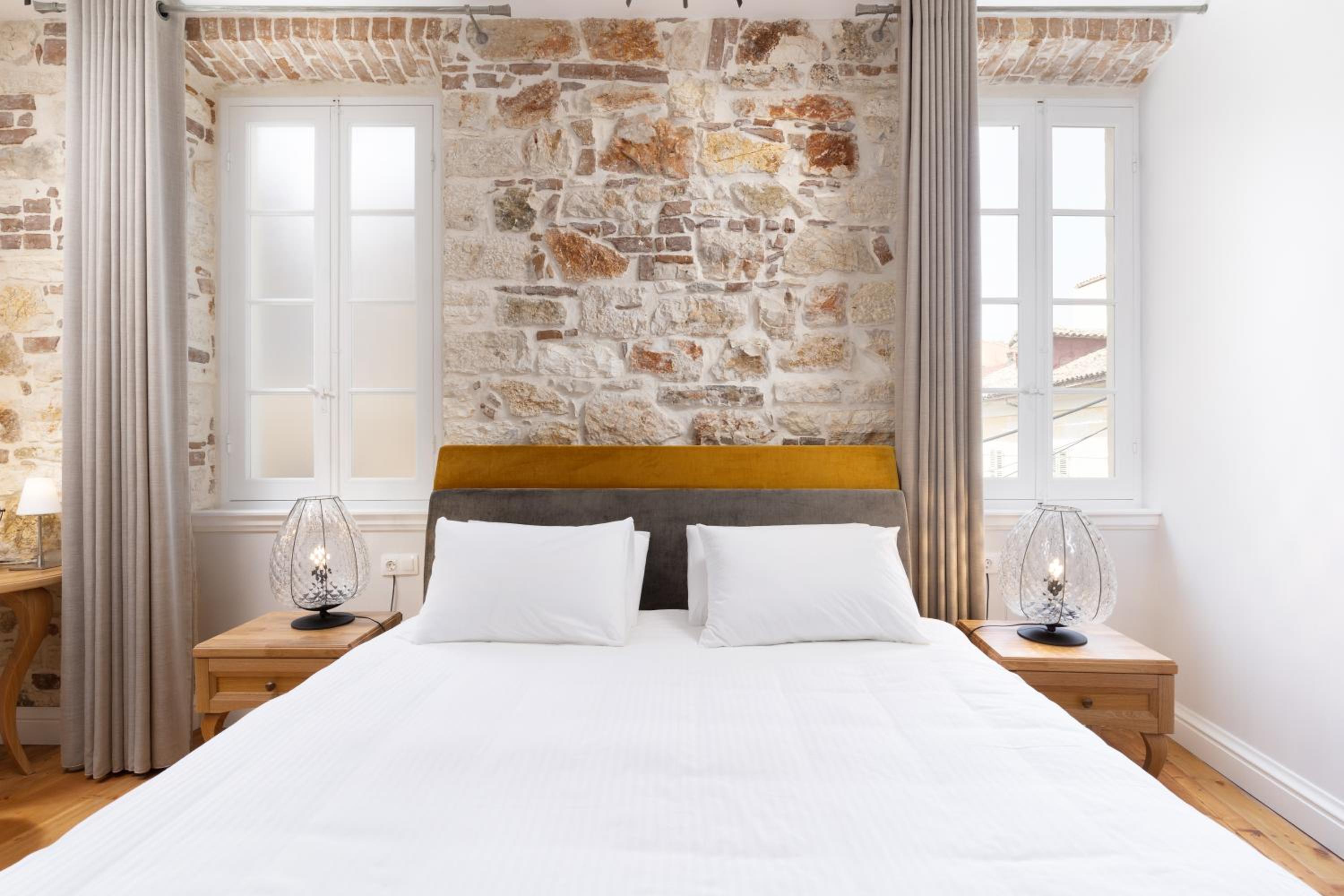 Deluxe Double Room with Garden View - Photo 6