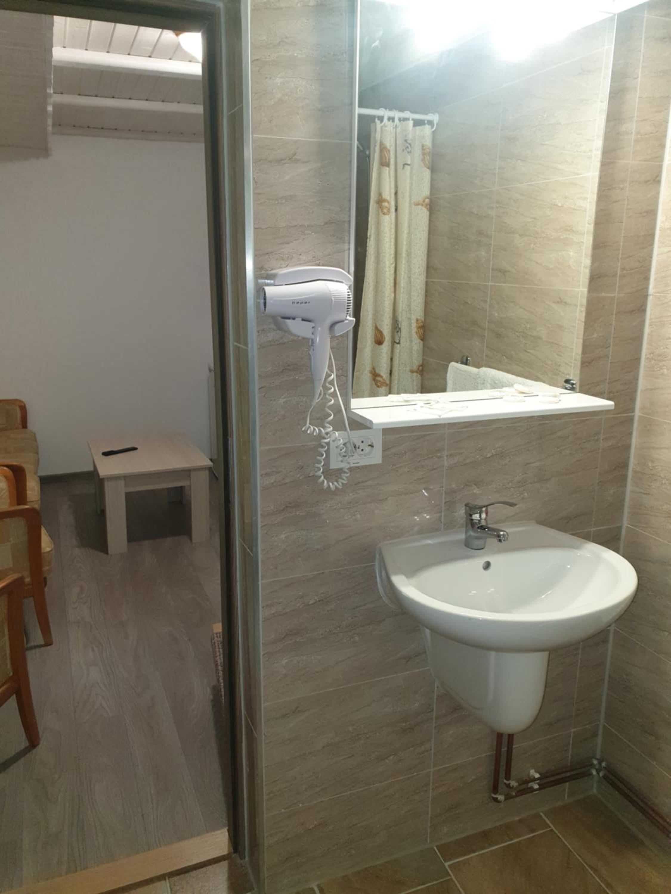 Two-Bedroom Apartment - Photo 2