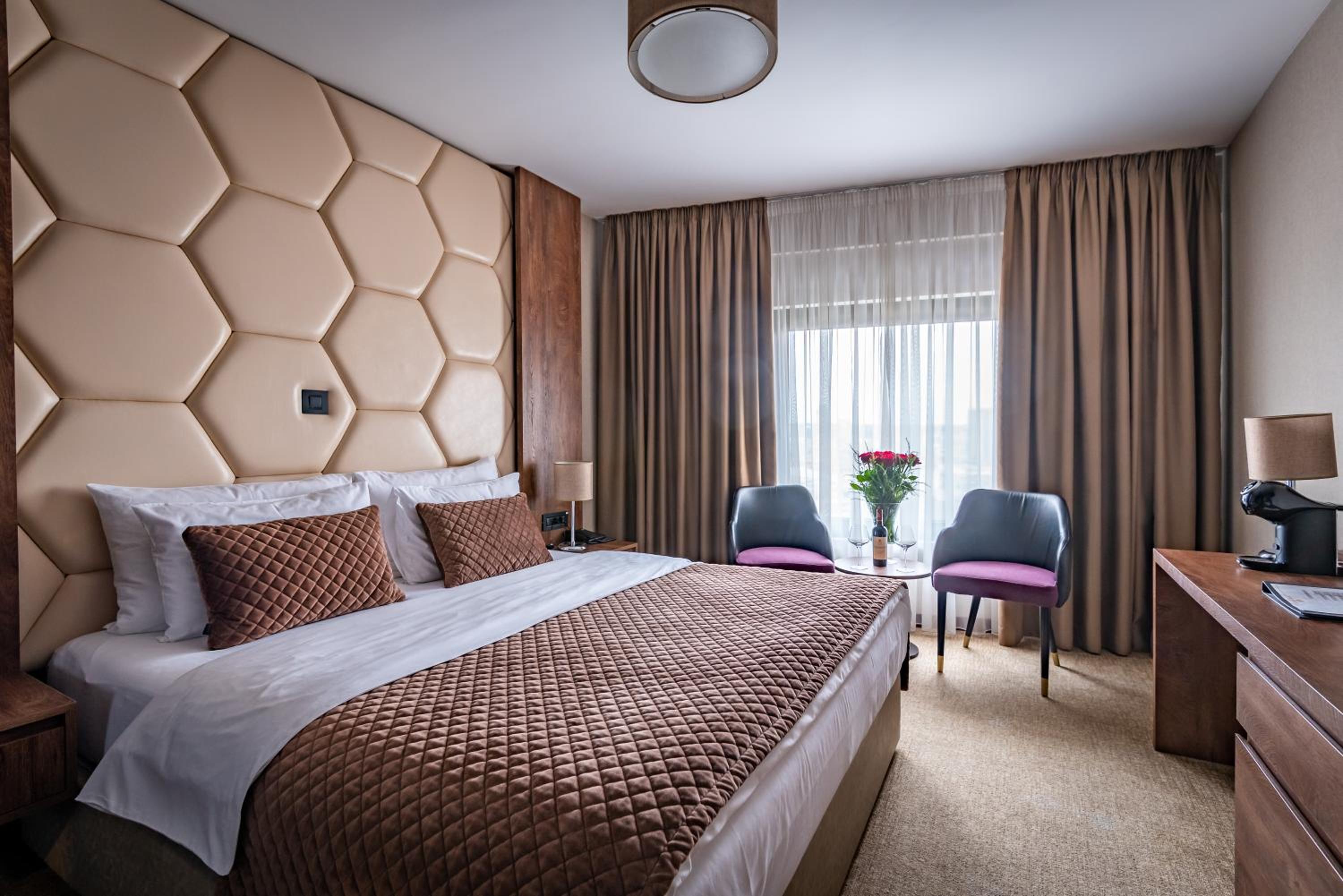 Comfort King Room photo 1
