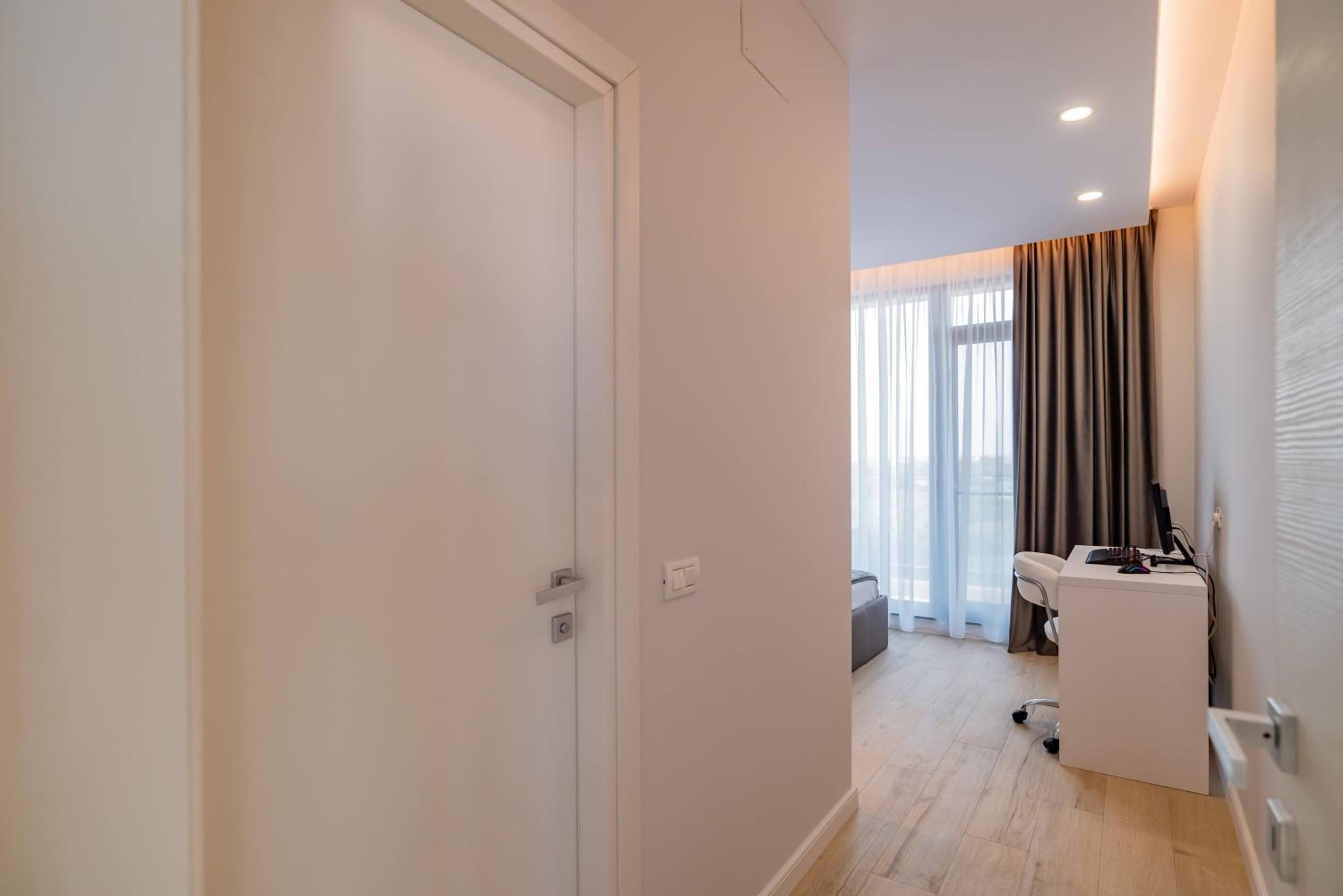 Three-Bedroom Deluxe Apartment photo 1