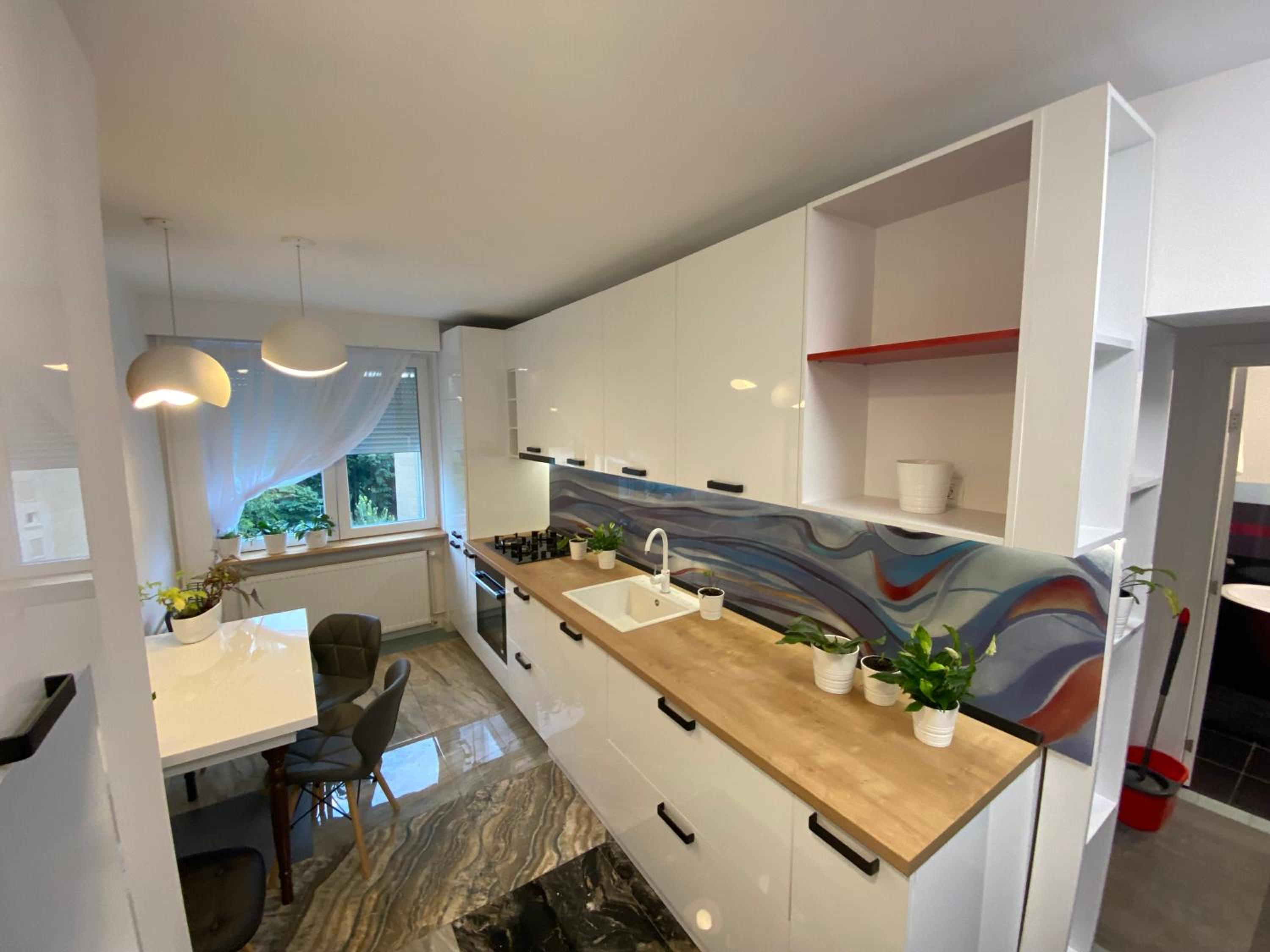 Two-Bedroom Apartment - Photo 3
