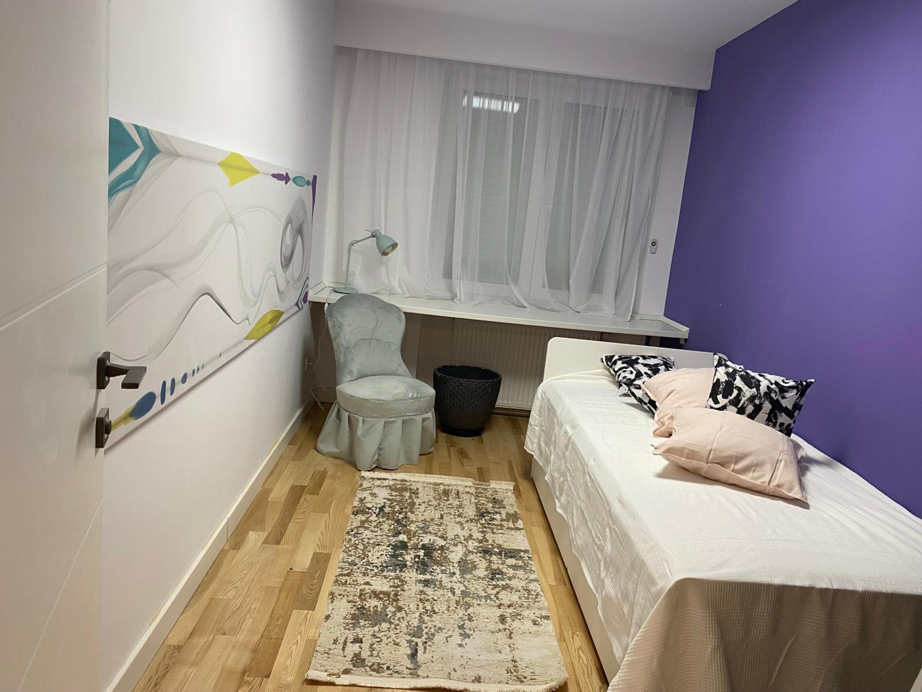 Two-Bedroom Apartment - Photo 20