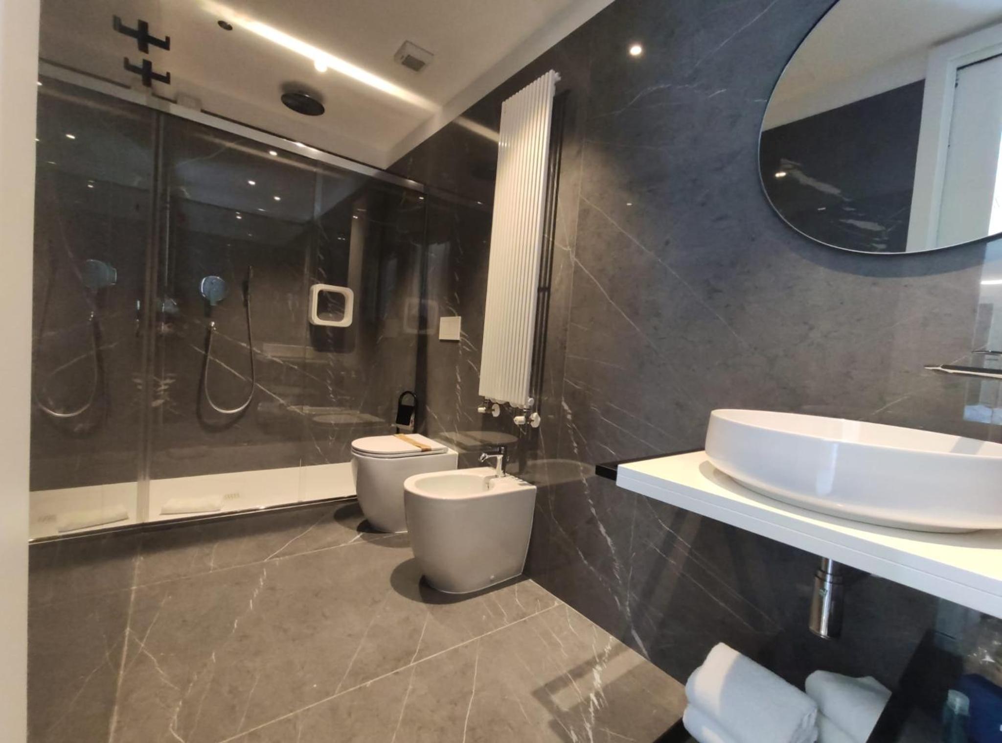 Junior Suite with Spa access photo 2