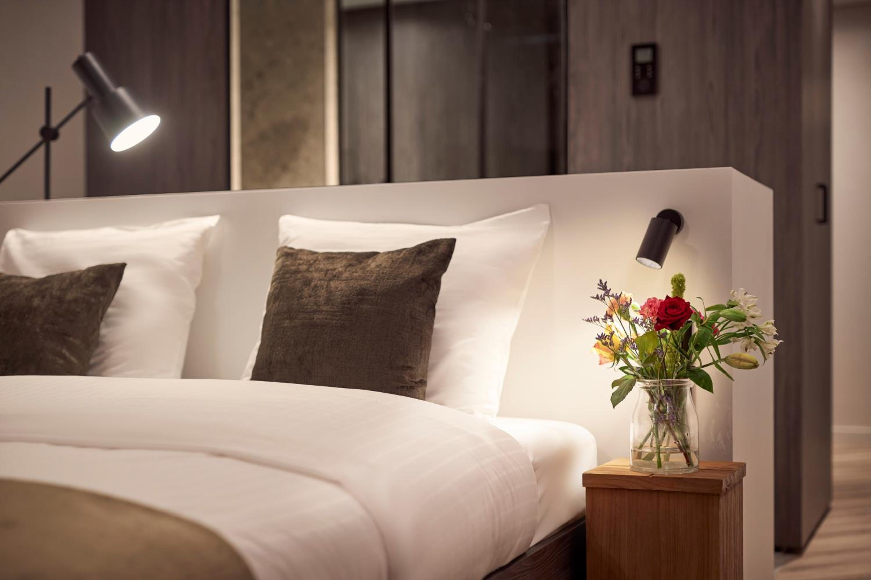 Executive Room - Photo 6