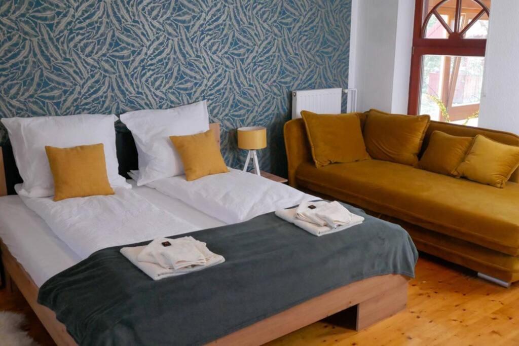 Three-Bedroom House photo 1