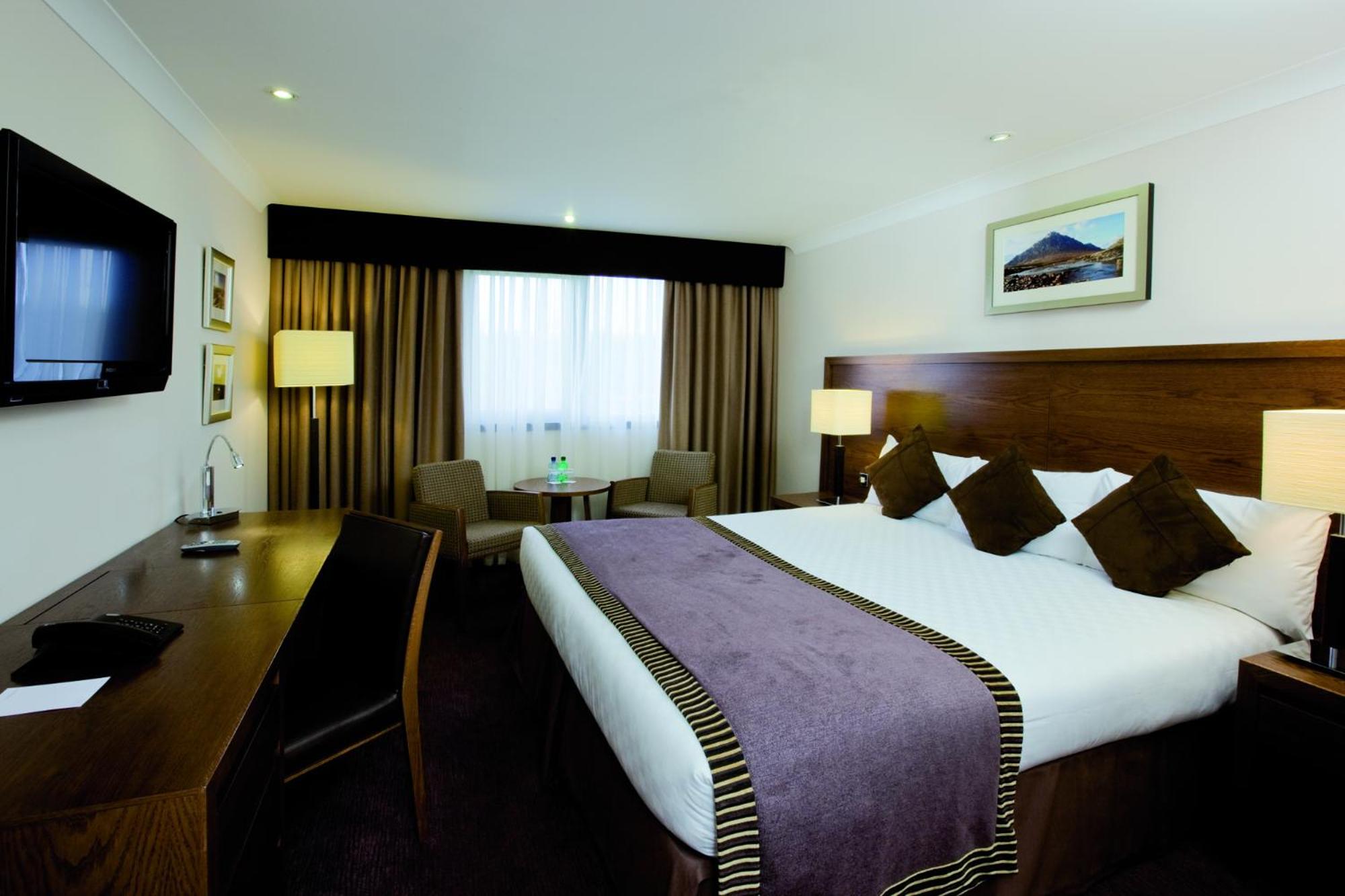 Executive King Room - Photo 4