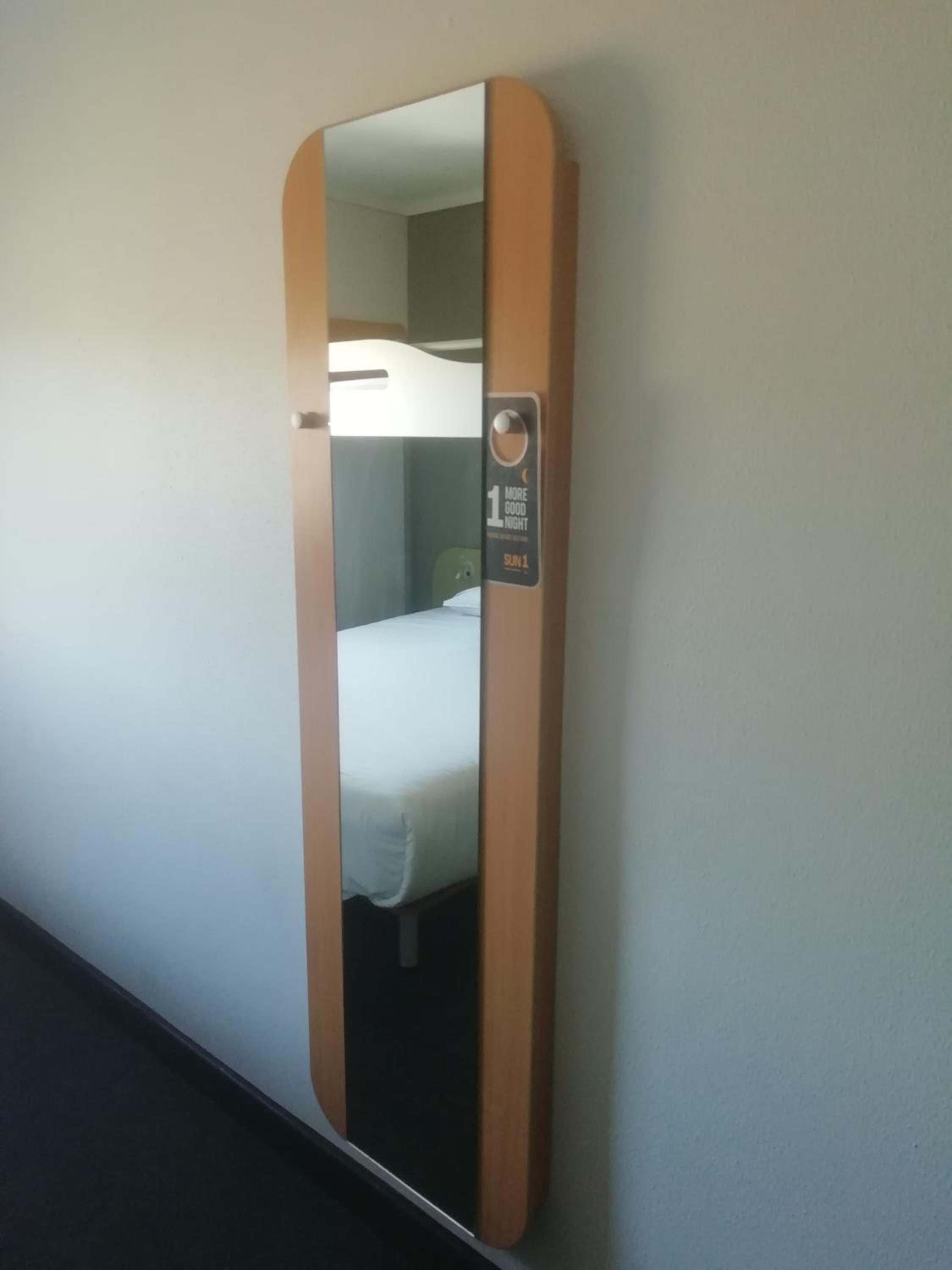 Standard Triple Room (Nonsmoking) photo 2