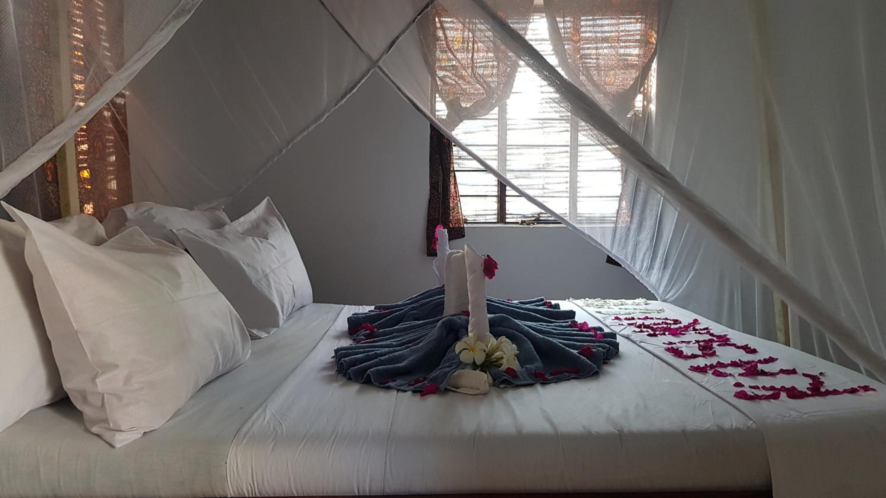 Deluxe Family Suite